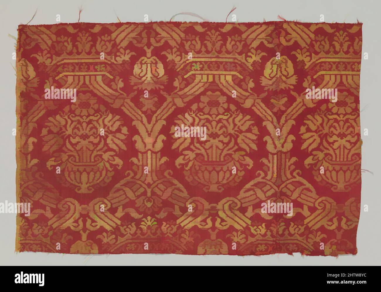 Art inspiré par Piece, 16th Century, Spanish, Silk, L. 13 7/8 x W. 12 1/4 pouces (35,2 x 31,1 cm), textiles-Woven, œuvres classiques modernisées par Artotop avec une touche de modernité. Formes, couleur et valeur, impact visuel accrocheur sur l'art émotions par la liberté d'œuvres d'art d'une manière contemporaine. Un message intemporel qui cherche une nouvelle direction créative. Artistes qui se tournent vers le support numérique et créent le NFT Artotop Banque D'Images