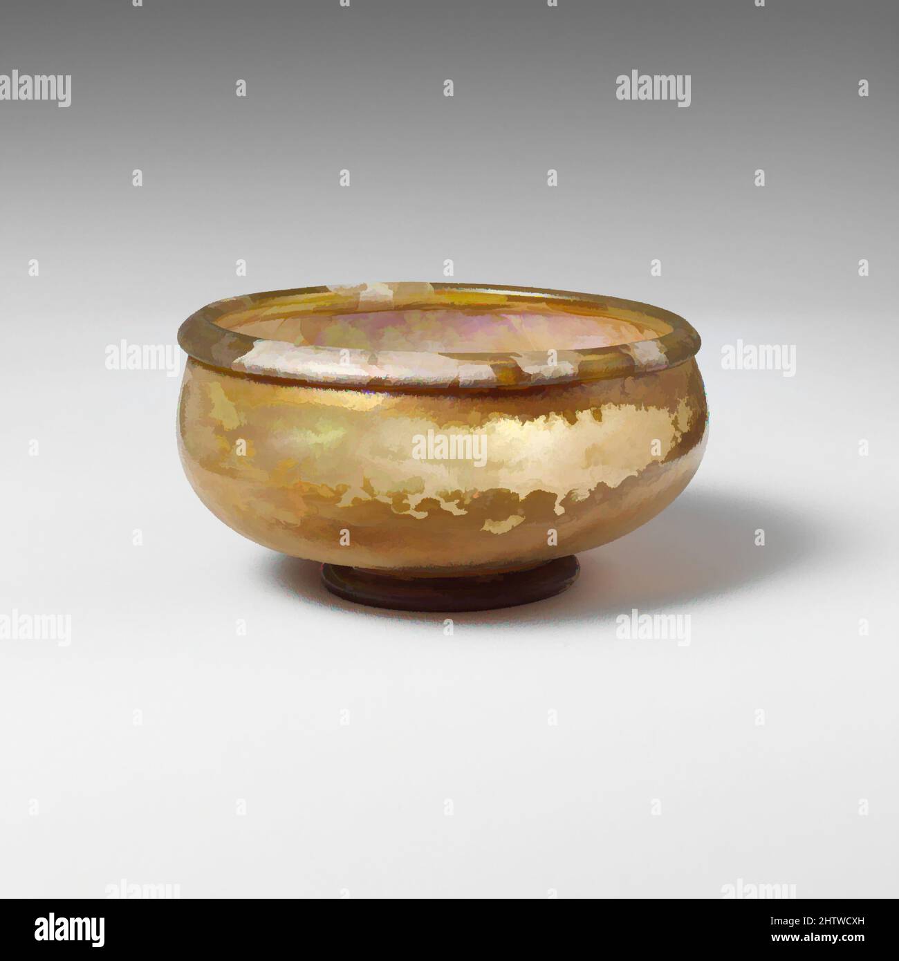 Art inspiré par un bol en verre, Mid Imperial, 2nd–3rd Century A.D., romain, verre ; Soufflé, hauteur : 1 7/16 po (3,7 cm), verre, jaune verdâtre translucide. Rebord replié vers l'extérieur et vers le bas, formant arrondi, partiellement tubulaire col à la bouche avec lèvre intérieure; bombé côtés courbés à intégrale, basse, Classic œuvres modernisées par Artotop avec une touche de modernité. Formes, couleur et valeur, impact visuel accrocheur sur l'art émotions par la liberté d'œuvres d'art d'une manière contemporaine. Un message intemporel qui cherche une nouvelle direction créative. Artistes qui se tournent vers le support numérique et créent le NFT Artotop Banque D'Images