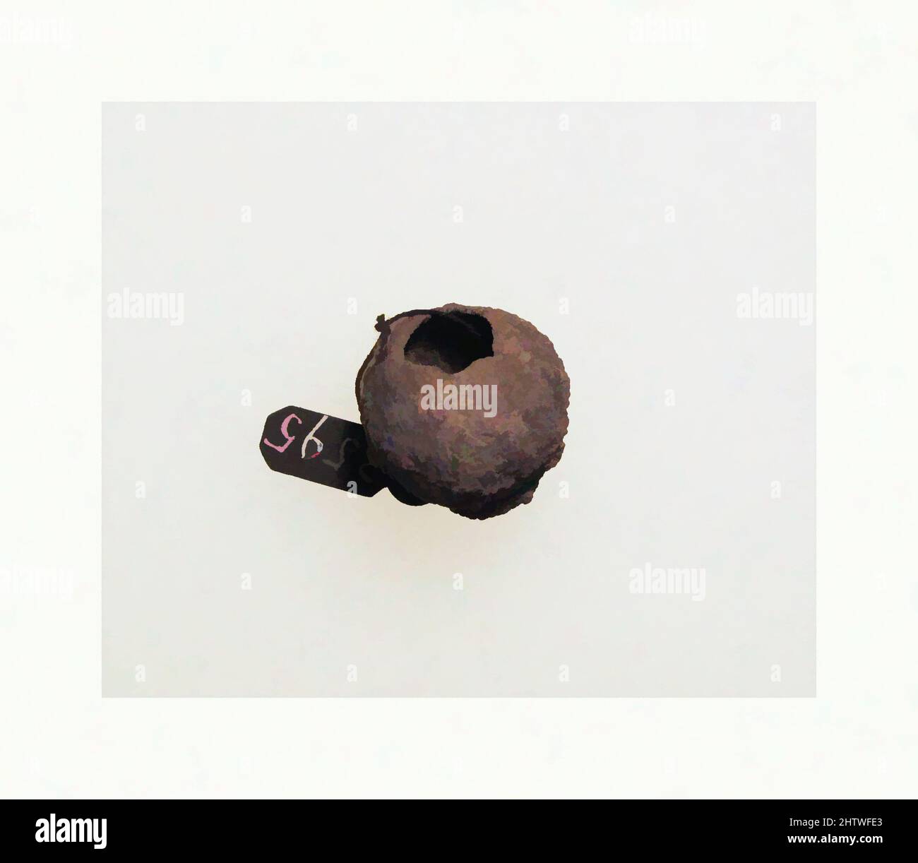 Art inspiré par les perles, argent, diamètre : 9/16 × 1/2 po. (1,4 × 1,3 cm), Or et argent, oeuvres classiques modernisées par Artotop avec une touche de modernité. Formes, couleur et valeur, impact visuel accrocheur sur l'art émotions par la liberté d'œuvres d'art d'une manière contemporaine. Un message intemporel qui cherche une nouvelle direction créative. Artistes qui se tournent vers le support numérique et créent le NFT Artotop Banque D'Images