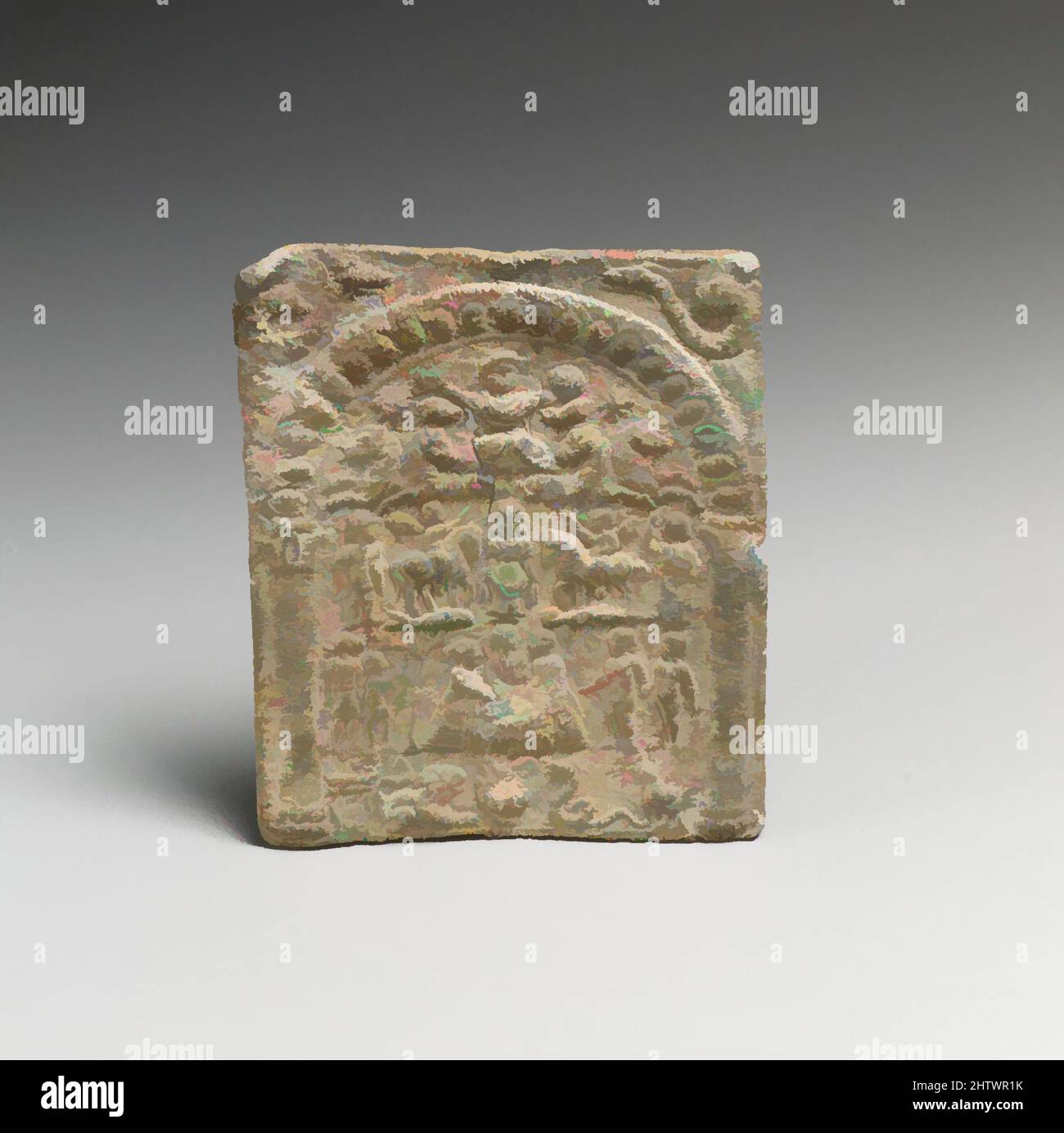 Art inspiré par la plaque votive de plomb, Impérial, probablement 3rd Century A.D., Roman, Lead, H.: 3 3/4 x 3 1/16 po. (9,5 x 7,8 cm), Miscellaneous-Lead, la plaque contient une iconographie complexe de figures et symboles divins, probablement associés aux croyances thraces ou daciennes de la, œuvres classiques modernisées par Artotop avec un peu de modernité. Formes, couleur et valeur, impact visuel accrocheur sur l'art émotions par la liberté d'œuvres d'art d'une manière contemporaine. Un message intemporel qui cherche une nouvelle direction créative. Artistes qui se tournent vers le support numérique et créent le NFT Artotop Banque D'Images