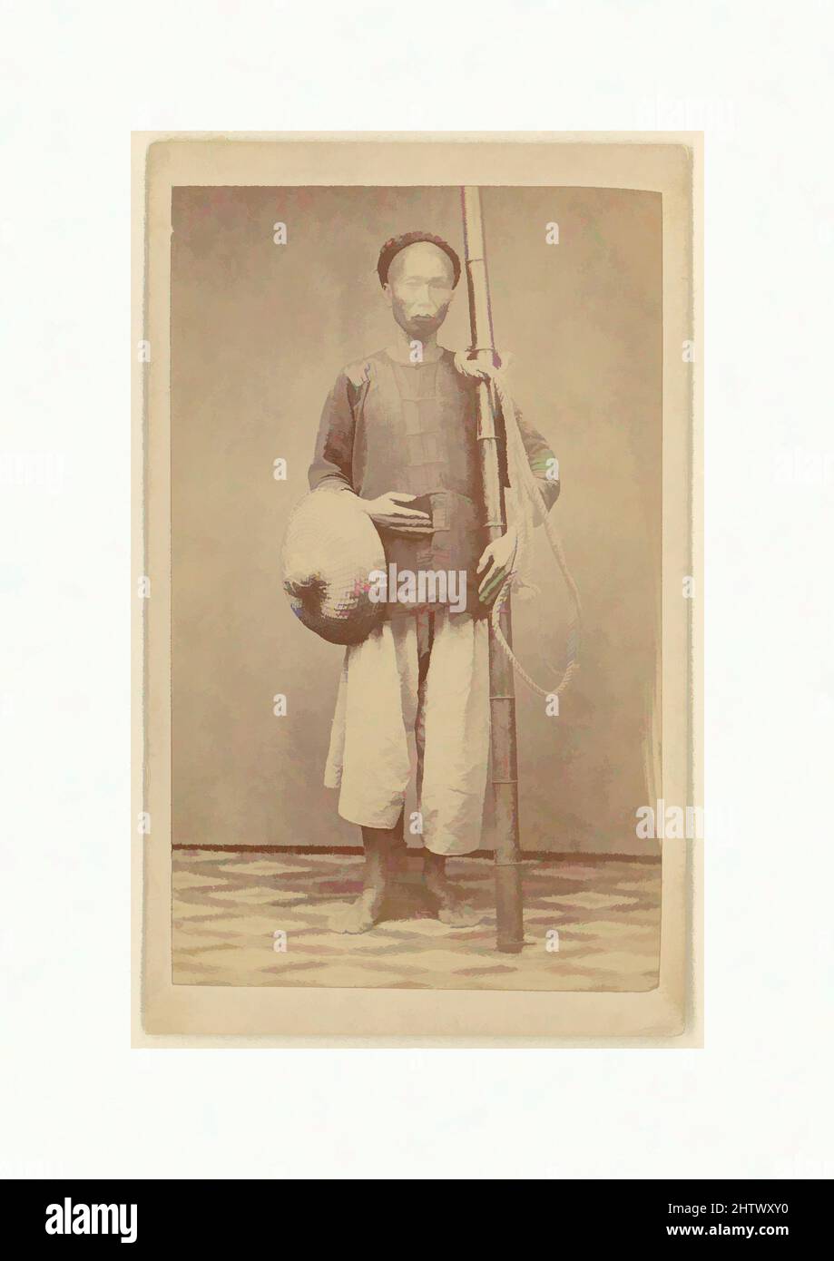 Art inspiré par Man with Bamboo Pole, 1870s, impression argentée, photographies, Inconnu, Œuvres classiques modernisées par Artotop avec une touche de modernité. Formes, couleur et valeur, impact visuel accrocheur sur l'art émotions par la liberté d'œuvres d'art d'une manière contemporaine. Un message intemporel qui cherche une nouvelle direction créative. Artistes qui se tournent vers le support numérique et créent le NFT Artotop Banque D'Images