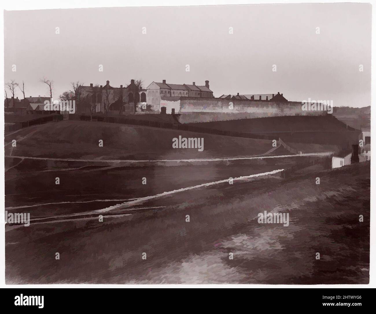 Art inspiré par pénitencier, Richmond, 1865, impression argentée d'albumine à partir de négatifs en verre, photographies, Alexander Gardner (américain, Glasgow, Écosse 1821–1882 Washington, D.C, œuvres classiques modernisées par Artotop avec une touche de modernité. Formes, couleur et valeur, impact visuel accrocheur sur l'art émotions par la liberté d'œuvres d'art d'une manière contemporaine. Un message intemporel qui cherche une nouvelle direction créative. Artistes qui se tournent vers le support numérique et créent le NFT Artotop Banque D'Images