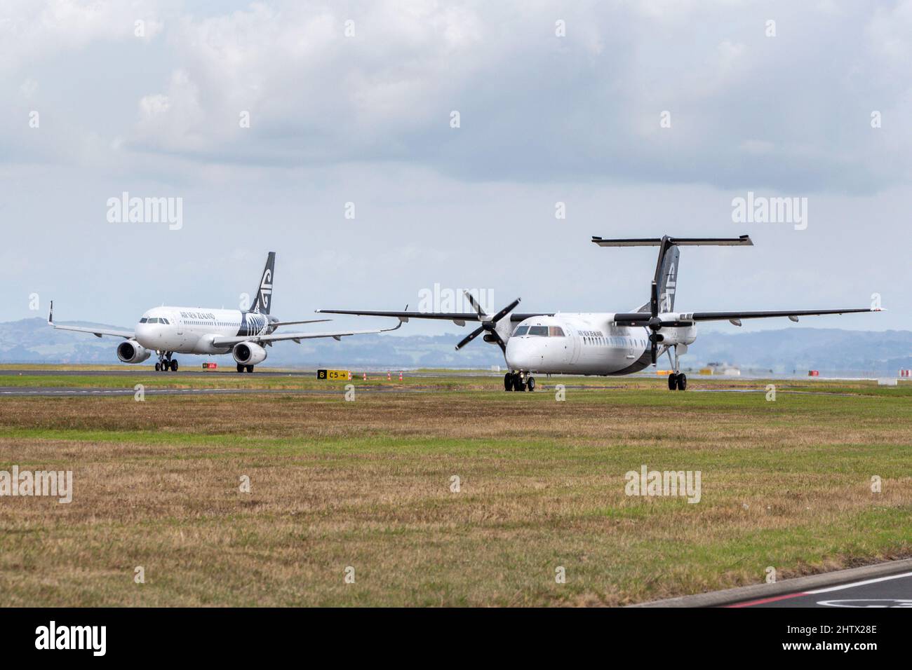 Avion Air New Zealand à l'aéroport d'Auckland (Nouvelle-Zélande) le lundi 28 février 2022. Banque D'Images