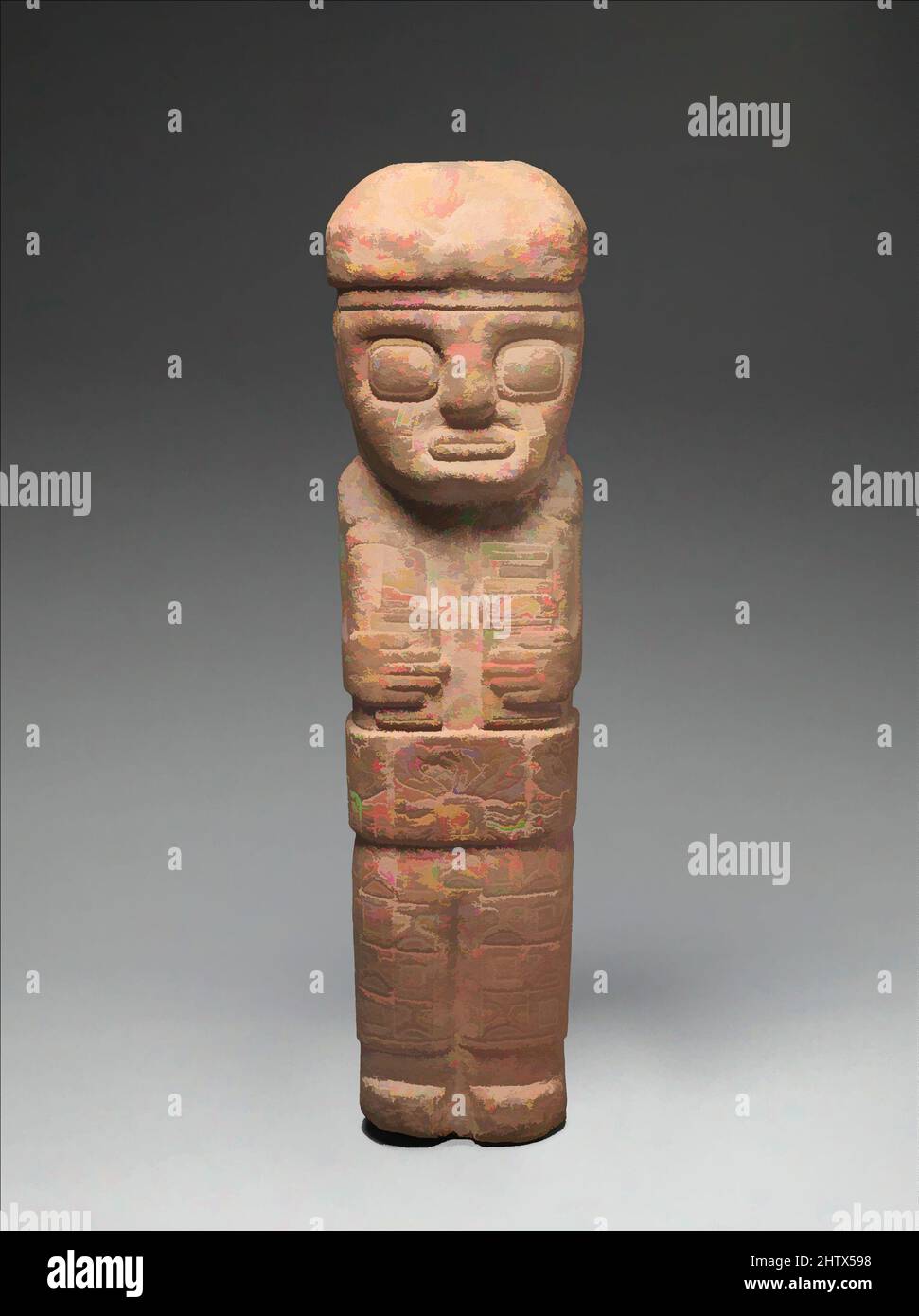 Art inspiré par la figure avec objets cérémoniaux, 5th–9th siècle, Bolivie, Tiwanaku, Pierre, H. 18 3/8 x W. 4 7/8 x D. 5 po. (46,7 x 12,4 x 12,7cm), Pierre-Sculpture, la ville de Tiwanaku près de la rive sud du lac Titicaca dans les hauts plateaux boliviens a été renommée pour sa pierre, oeuvres classiques modernisées par Artotop avec un peu de modernité. Formes, couleur et valeur, impact visuel accrocheur sur l'art émotions par la liberté d'œuvres d'art d'une manière contemporaine. Un message intemporel qui cherche une nouvelle direction créative. Artistes qui se tournent vers le support numérique et créent le NFT Artotop Banque D'Images