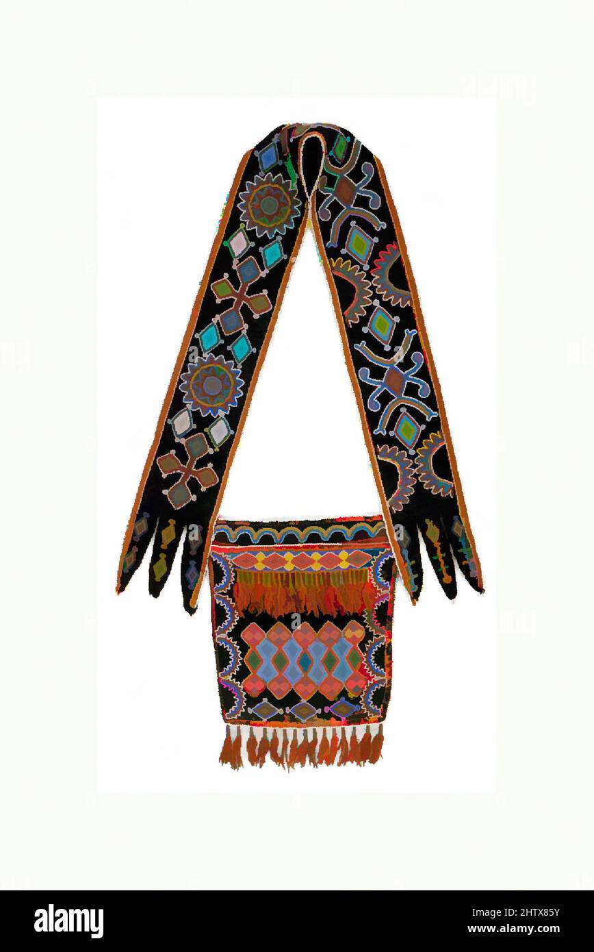 Art inspiré par Bandoleer Bag, env. 1870, États-Unis, Delaware, tissu tissé en usine, perles de verre, Ruban, cônes métalliques, franges en laine, H. 32 x W. 8 7/8 po. (81,28 x 22,56 cm), textiles-perles, oeuvres classiques modernisées par Artotop avec une touche de modernité. Formes, couleur et valeur, impact visuel accrocheur sur l'art émotions par la liberté d'œuvres d'art d'une manière contemporaine. Un message intemporel qui cherche une nouvelle direction créative. Artistes qui se tournent vers le support numérique et créent le NFT Artotop Banque D'Images