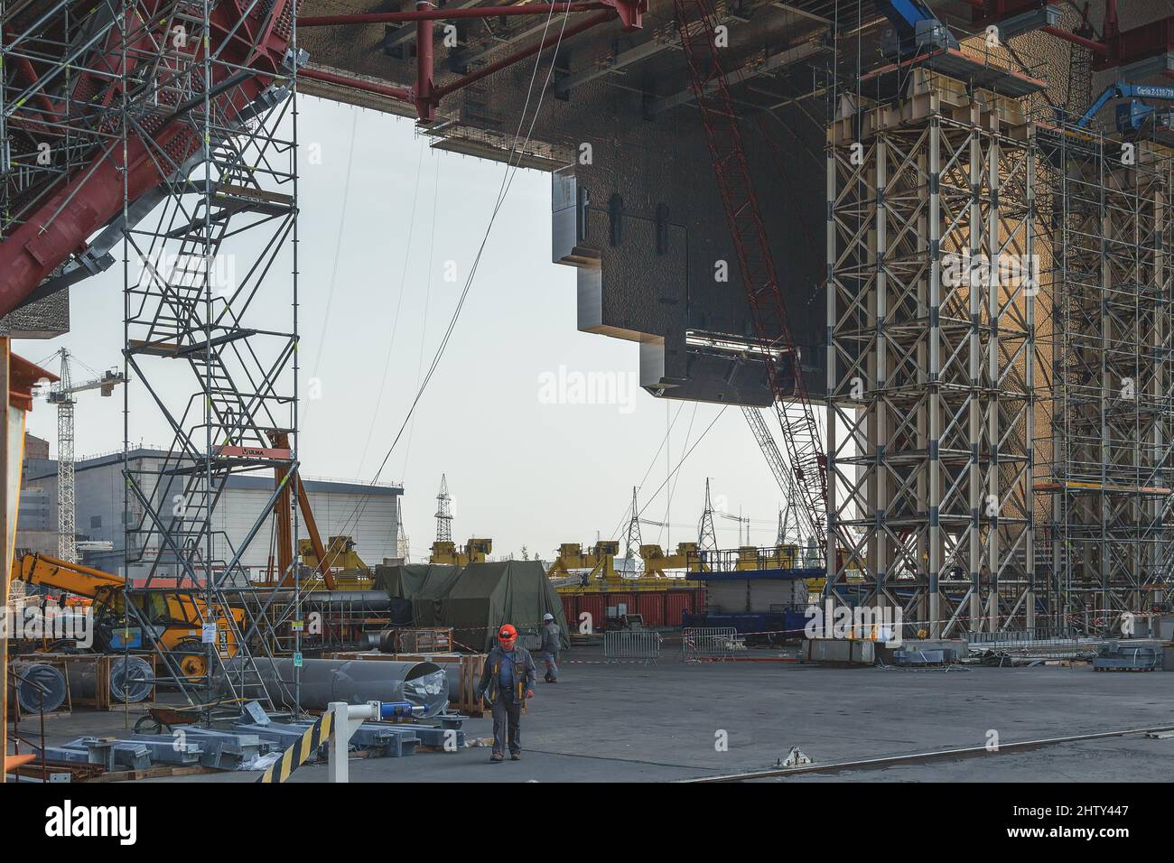 Sarcophage en construction, centrale nucléaire de Tchernobyl, zone d'exclusion de Tchernobyl, Ukraine Banque D'Images