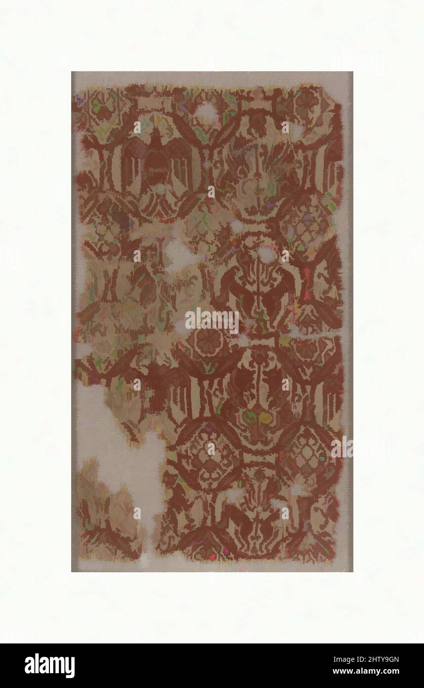 Art inspiré par fragment, 13th siècle, attribué à l'Espagne, soie; tapisserie tissée, Textile : H. 4 1/8 po. (10,5 cm), textiles-Woven, ce fragment rectangulaire en soie textile est décoré de cocardes décalés et chevauchants de tailles diverses, contenant des griffins à ailes, des œuvres classiques modernisées par Artotop avec une touche de modernité. Formes, couleur et valeur, impact visuel accrocheur sur l'art émotions par la liberté d'œuvres d'art d'une manière contemporaine. Un message intemporel qui cherche une nouvelle direction créative. Artistes qui se tournent vers le support numérique et créent le NFT Artotop Banque D'Images