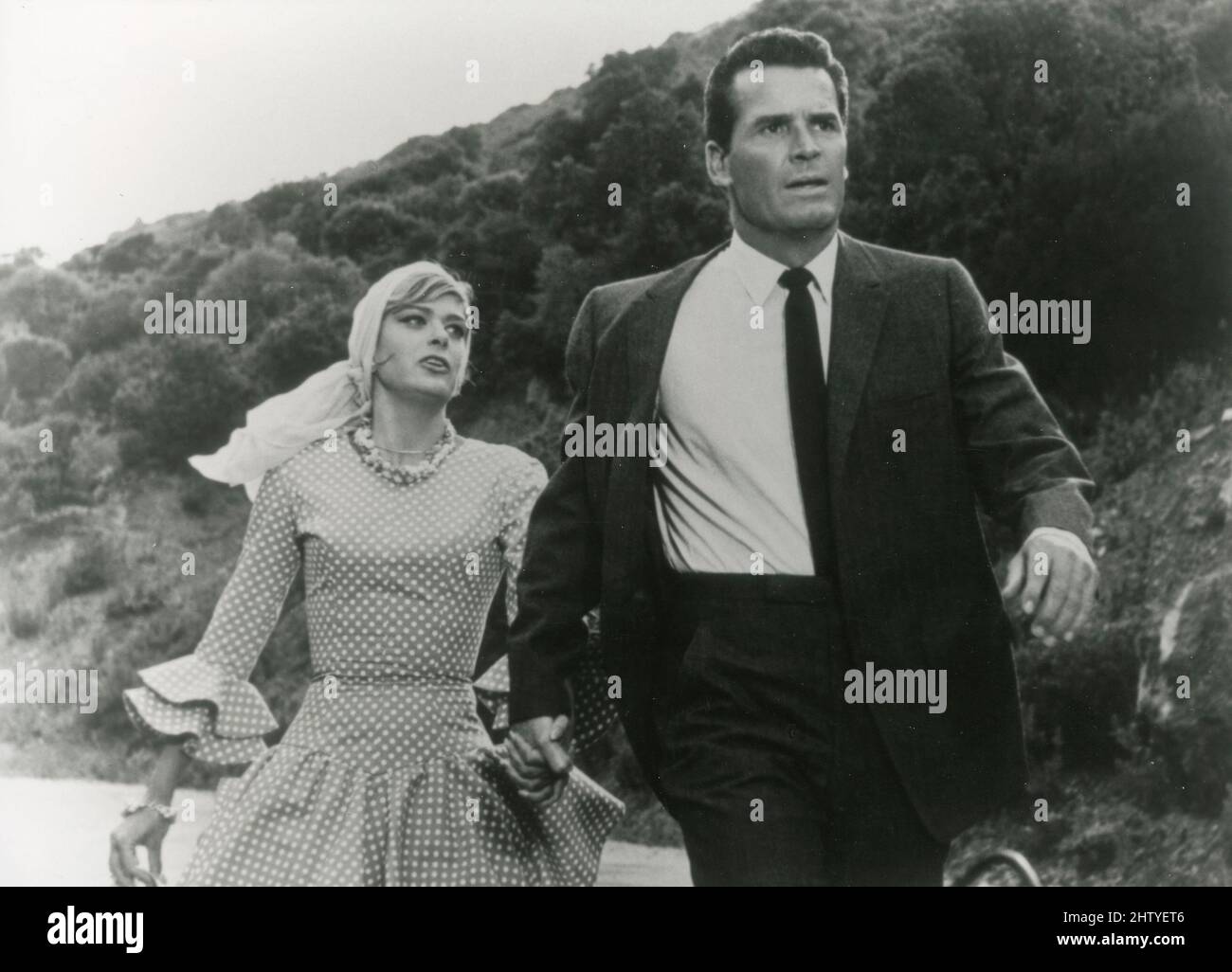 L'acteur américain James Garner et l'actrice et politicien grec Melina Mercouri dans le film Un homme pourrait être tué, USA 1966 Banque D'Images
