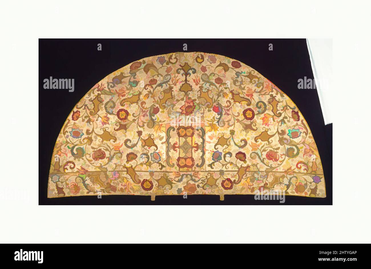 Art inspiré par Coal with a Hood, début-mi-18th siècle, italien, soie, tissage satiné ; Sous-couché avec lin, tissage Uni; brodé avec soie et soie dorée-métal-bande-enveloppée de soie en satin, en fente, et des points de tige; travail couché et couching rembourré; doublé de soie, tissage simple; arrosé (, les œuvres classiques modernisées par Artotop avec une touche de modernité. Formes, couleur et valeur, impact visuel accrocheur sur l'art émotions par la liberté d'œuvres d'art d'une manière contemporaine. Un message intemporel qui cherche une nouvelle direction créative. Artistes qui se tournent vers le support numérique et créent le NFT Artotop Banque D'Images