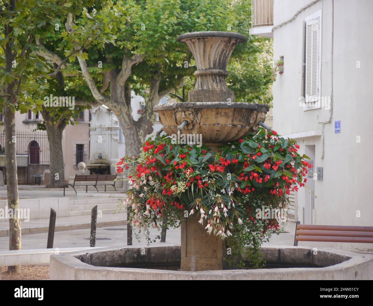 Petite rue côté fontaine d'Aix en Provence Banque D'Images