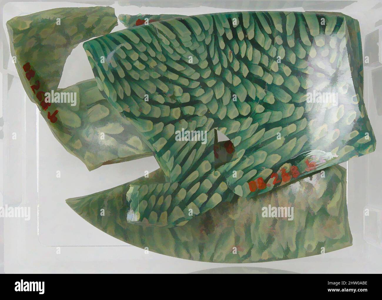 Art inspiré par des fragments de verre, 4th–début 5th siècle, fait à Kharga Oasis, Égypte byzantine, copte, verre (vert), stockage (boîte de Petri): 3 9/16 x 2 11/16 po. (9,1 x 6,8 cm), verre, oeuvres classiques modernisées par Artotop avec une touche de modernité. Formes, couleur et valeur, impact visuel accrocheur sur l'art émotions par la liberté d'œuvres d'art d'une manière contemporaine. Un message intemporel qui cherche une nouvelle direction créative. Artistes qui se tournent vers le support numérique et créent le NFT Artotop Banque D'Images