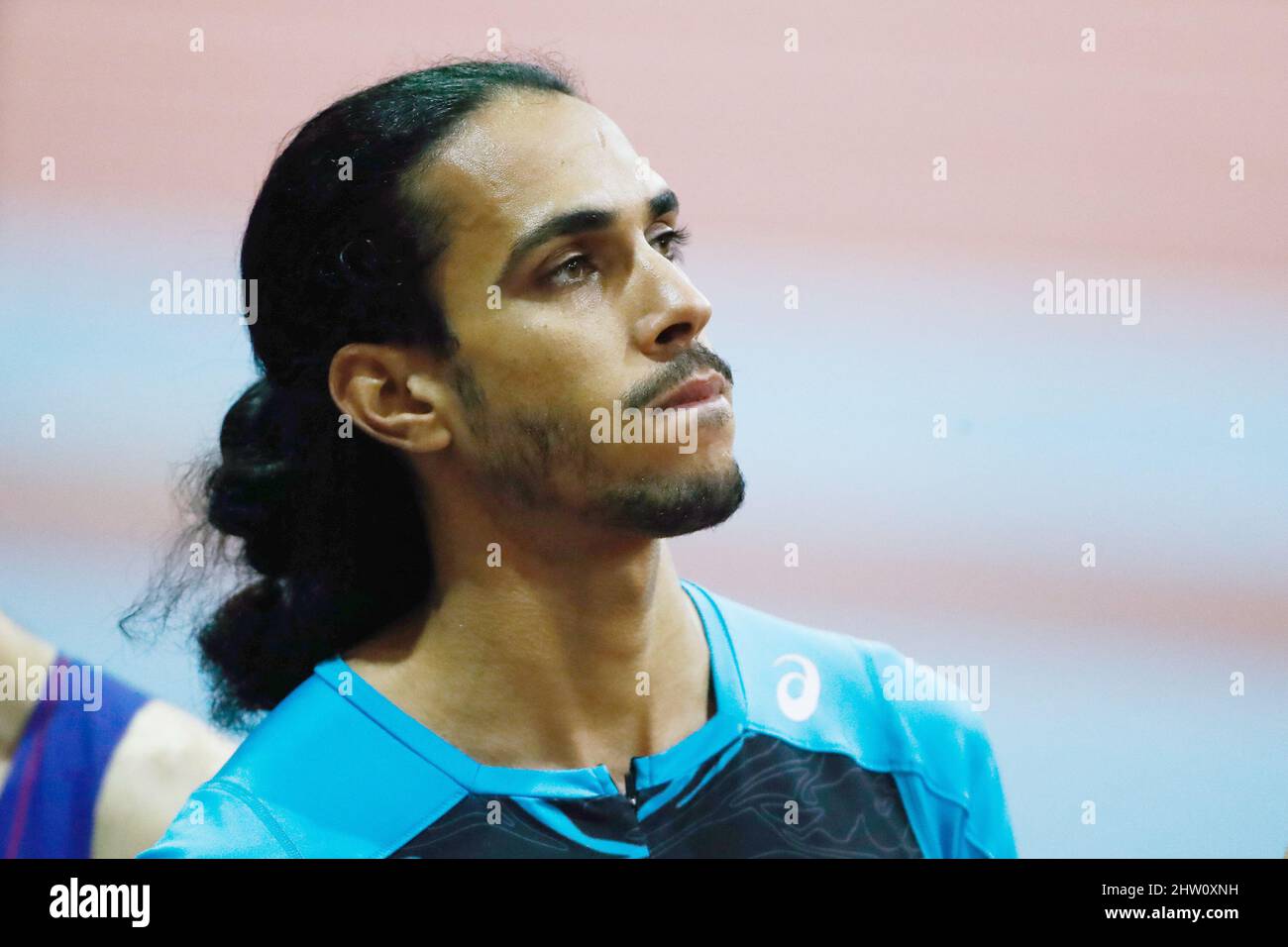 Mohamed Katir d'Espagne regarde pendant les hommes 3000 m du World Athletics Indoor Tour Madrid 2022 le 2 mars 2022 au Polideportivo Gallur à Madrid, Espagne -photo Oscar J Barroso / Espagne DPPI / DPPI - photo: Oscar Barroso/DPPI/LiveMedia Banque D'Images