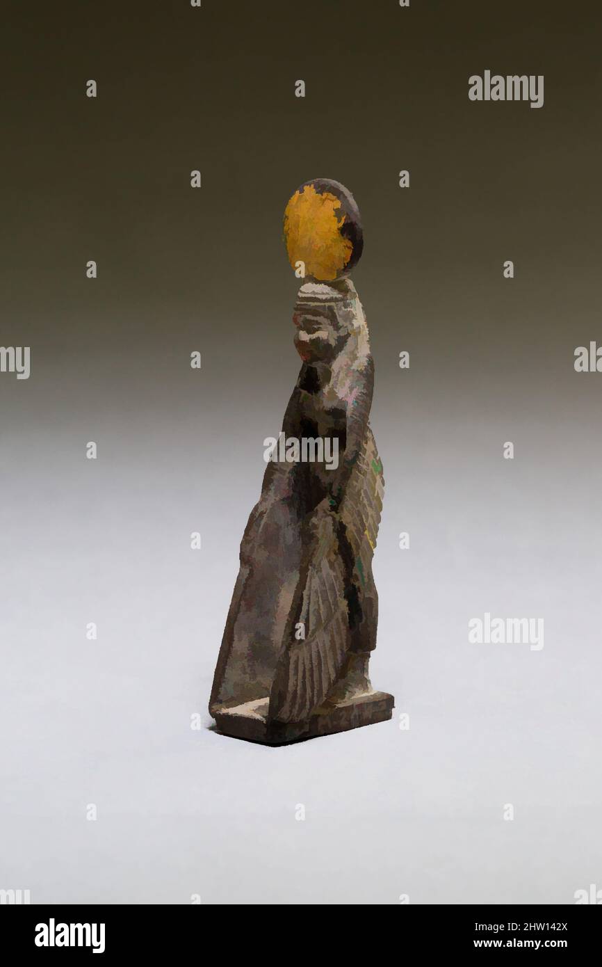 Art inspiré par la déesse avec des disques et des ailes dorés, période tardive–période Ptoléméenne, 664–30 av. J.-C., d'Égypte, Wood, Dorure, H. 4,1 × W. 0,9 × D. 1,3 cm (1 5/8 × 3/8 × 1/2 po.), les petites amulettes finement détaillées 109-5 sont toutes en bois. Les amulettes en bois sont souvent dorées, mais la seule, les œuvres classiques modernisées par Artotop avec un peu de modernité. Formes, couleur et valeur, impact visuel accrocheur sur l'art émotions par la liberté d'œuvres d'art d'une manière contemporaine. Un message intemporel qui cherche une nouvelle direction créative. Artistes qui se tournent vers le support numérique et créent le NFT Artotop Banque D'Images