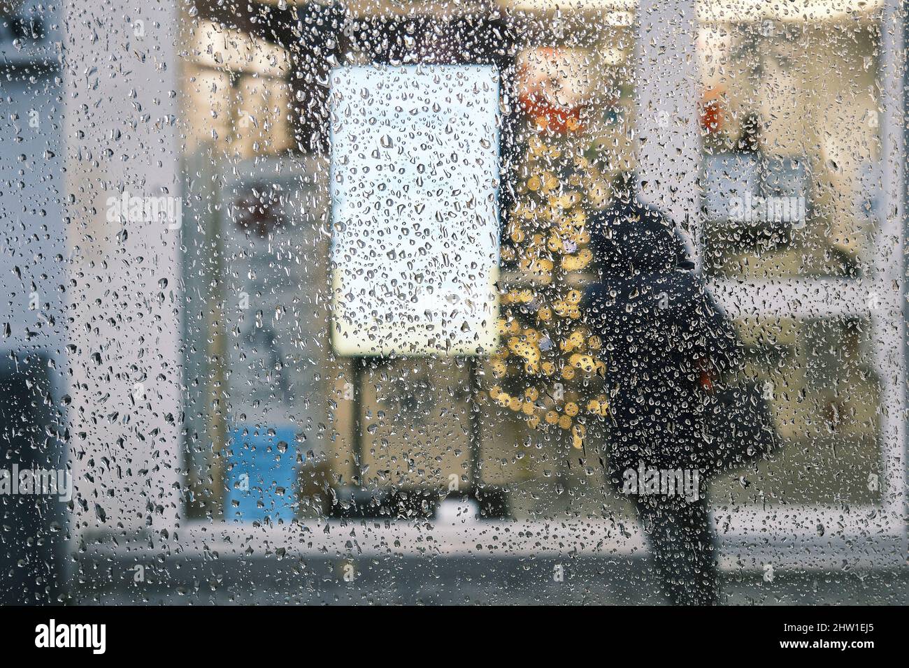 France, Finistère, Brest, fenêtre de la rue de Siam par temps pluvieux Banque D'Images