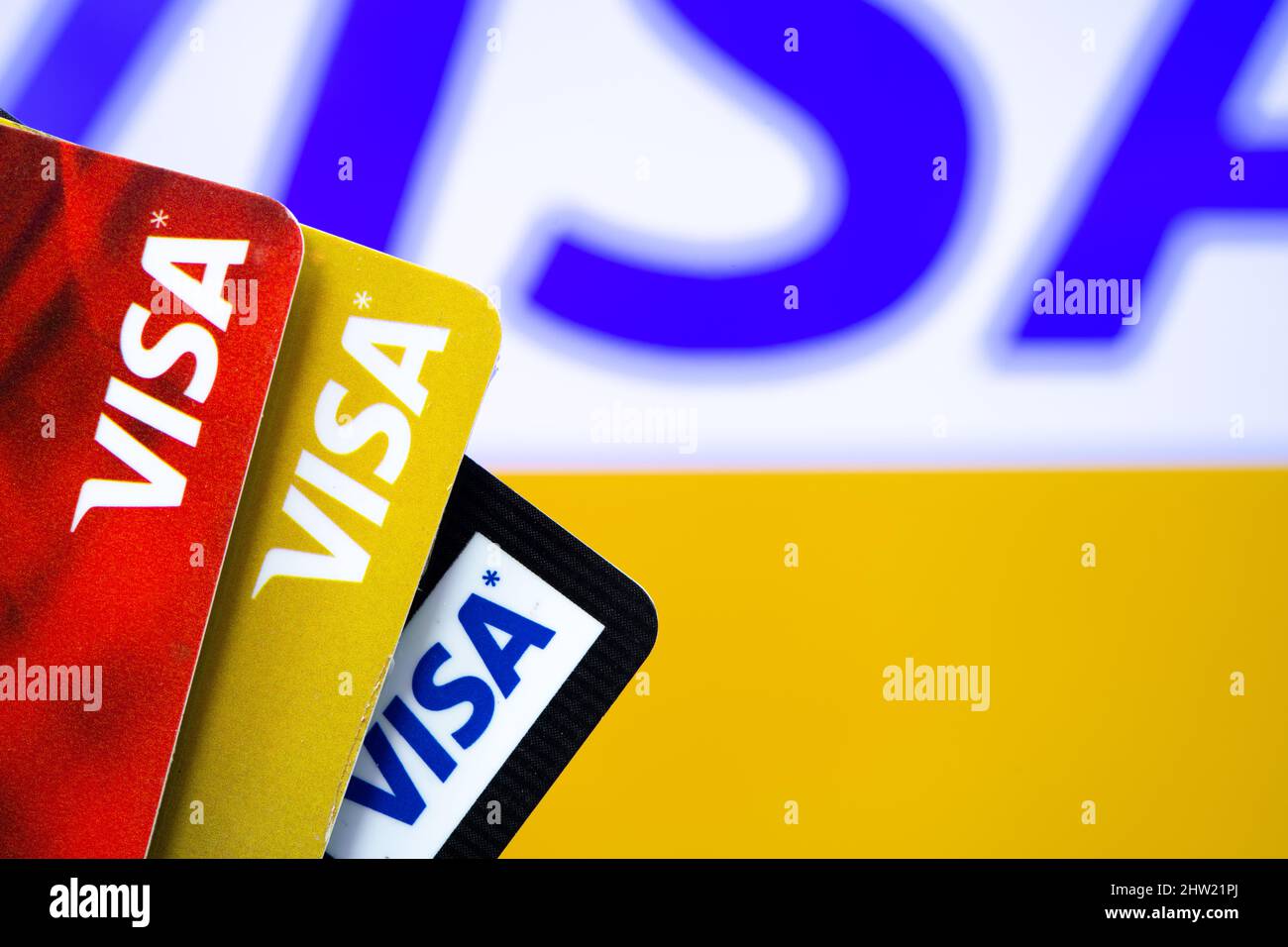 Un groupe de trois cartes de crédit Visa Banque D'Images