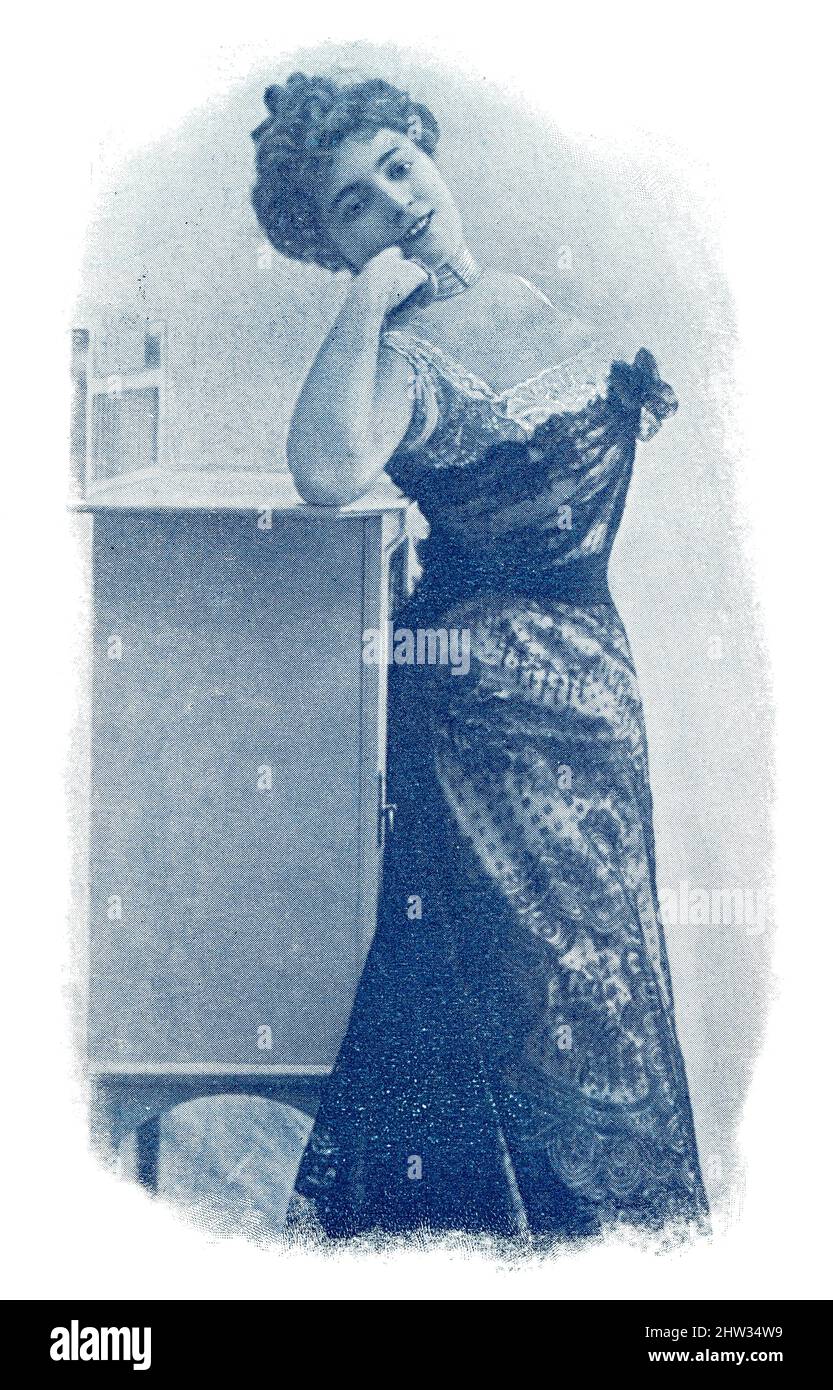 Portrait d'une élégante parisienne. Image du magazine de théâtre franco-allemand illustré « Das Album », 1898. Banque D'Images