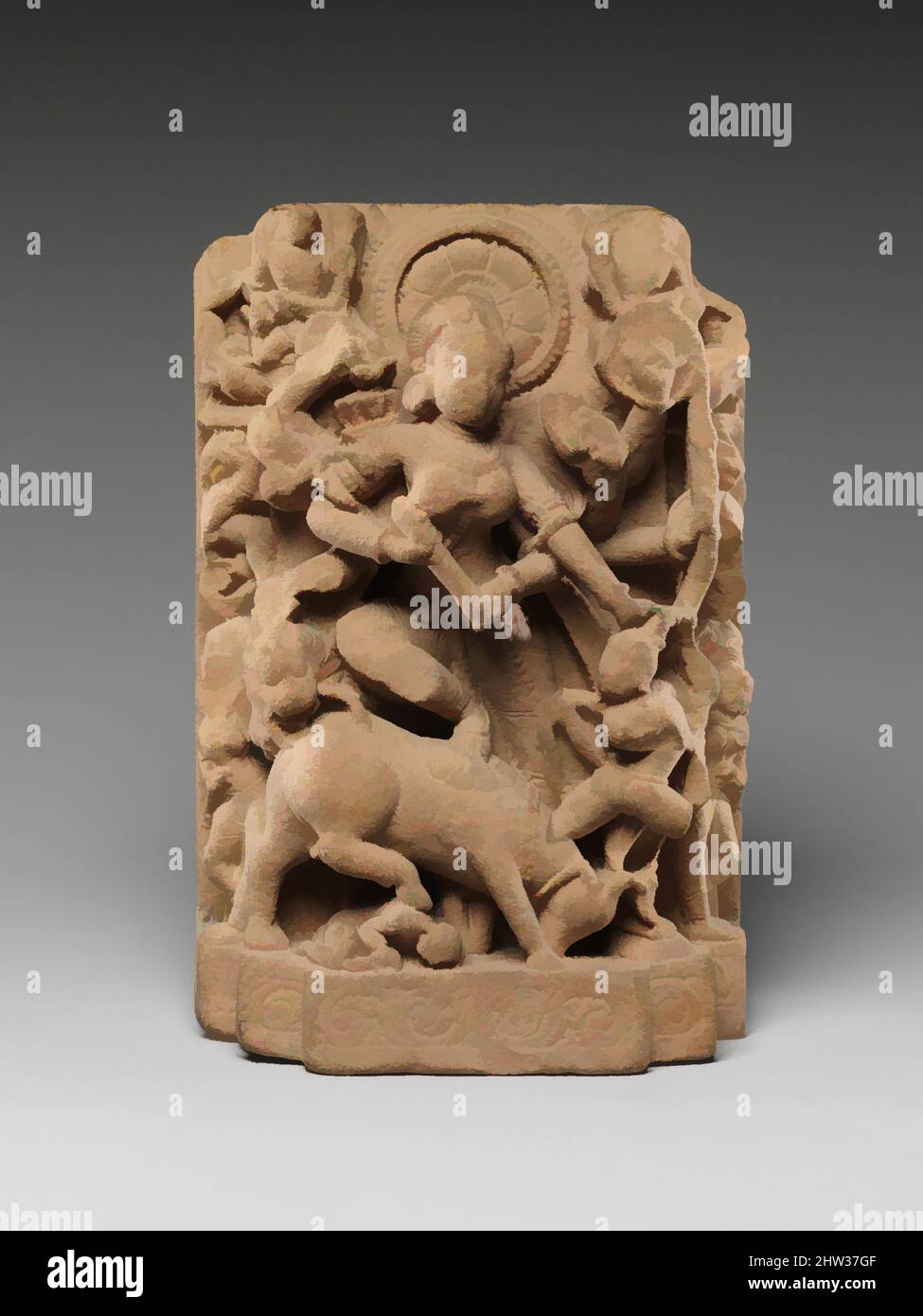 Art inspiré par la déesse Durga qui a fait la chute du démon de Buffalo (Mahisasura Mardini), 10th siècle, Inde (Rajasthan), grès, H. 9 in. (22,9 cm) ; avec 6 po (15,2 cm) ; D. 3 po (7,6 cm), Sculpture, le Durga multi-armé piétinent le buffle de slain avec sa jambe relevée tout en la plongeant, les œuvres classiques modernisées par Artotop avec une touche de modernité. Formes, couleur et valeur, impact visuel accrocheur sur l'art émotions par la liberté d'œuvres d'art d'une manière contemporaine. Un message intemporel qui cherche une nouvelle direction créative. Artistes qui se tournent vers le support numérique et créent le NFT Artotop Banque D'Images