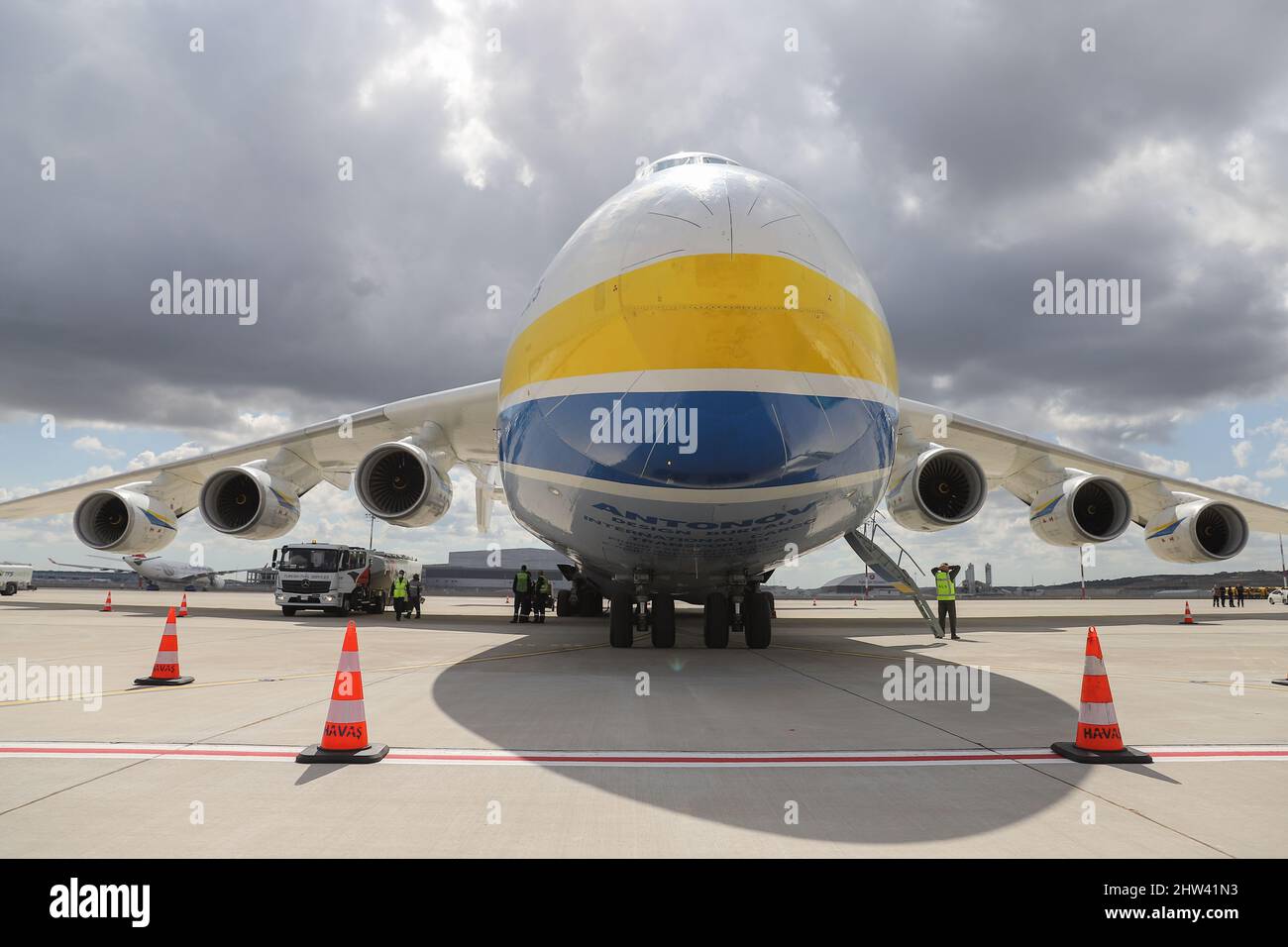 Antonov mriya an 225 Banque de photographies et d’images à haute ...