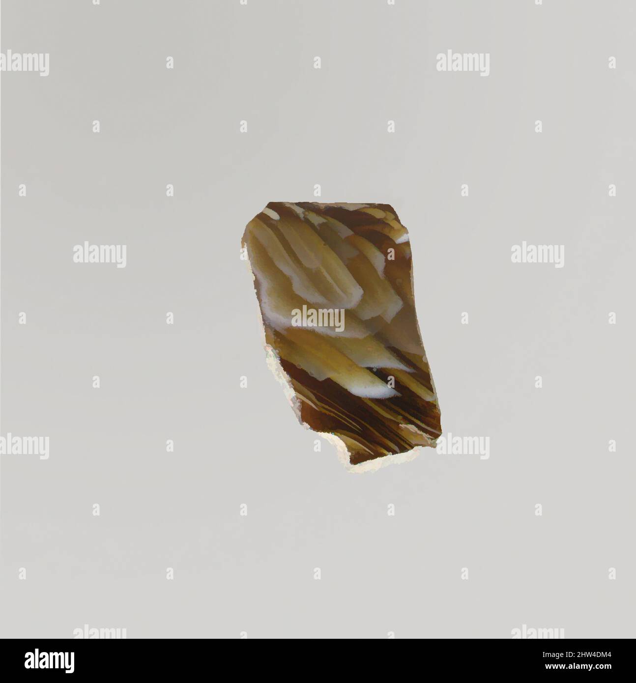 Art inspiré par le fragment de bol en mosaïque de verre, impérial précoce, fin du 1st siècle C.-B.–début du 1st siècle A.D., romain, verre; moulé et à outils, autre : 1 1/16 x 1 3/4 po. (2,6 x 4,4 cm), verre, fragment Rim., brun miel translucide et blanc opaque., rebord vertical arrondi avec léger, œuvres classiques modernisées par Artotop avec une touche de modernité. Formes, couleur et valeur, impact visuel accrocheur sur l'art émotions par la liberté d'œuvres d'art d'une manière contemporaine. Un message intemporel qui cherche une nouvelle direction créative. Artistes qui se tournent vers le support numérique et créent le NFT Artotop Banque D'Images