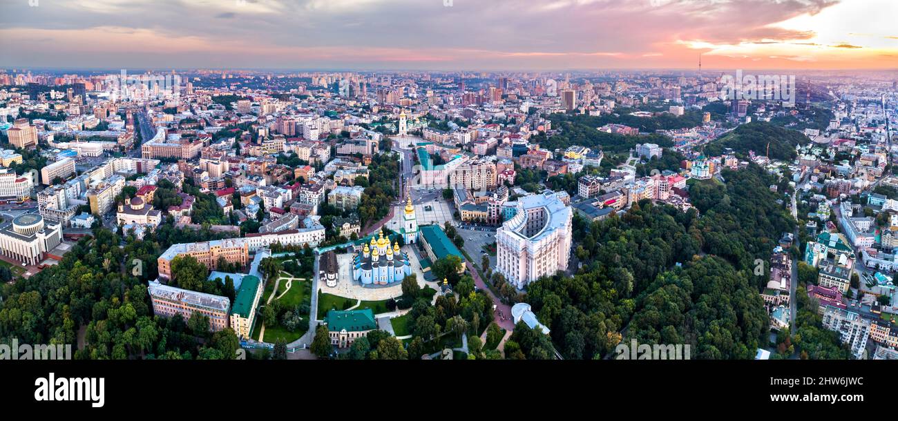 Panorama aérien du Vieux Kiev en Ukraine Banque D'Images