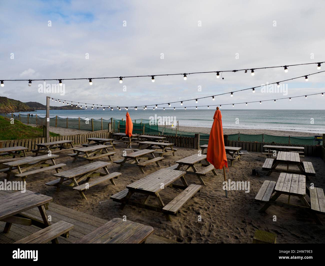 Hub Box, Beach Cafe en hiver, Pentewan Sands, Cornwall, Royaume-Uni Banque D'Images