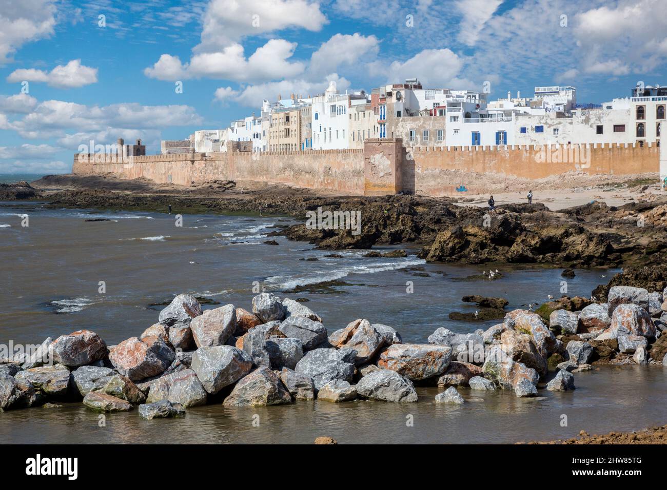 Essaouira, Maroc. Station remparts, mur de la ville. Banque D'Images