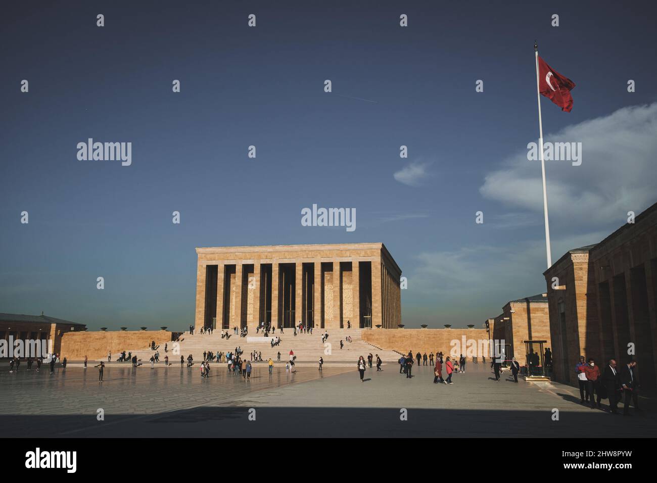 Ankara, Turquie - 09 novembre 2021 : Anitkabir et visiteurs. Photo éditoriale à Ankara. Banque D'Images