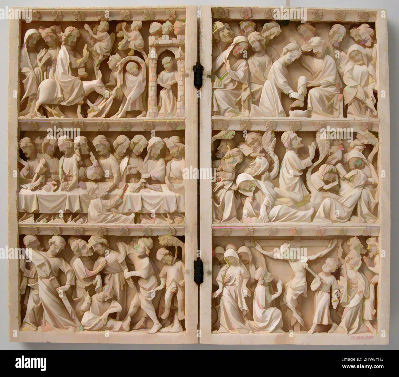 Art inspiré par le diptych avec des scènes de la passion du Christ, ca. 1350, fabriqué en France, en France, en Ivoire avec supports en métal, hors tout (ouvert) : 7 1/2 x 8 9/16 x 1/2 po. (19,1 x 21,8 x 1,2 cm), ivories, la forme de bibliothèque de tels diptychs narratifs comme ceci suggère qu'ils sont à être visuellement ", oeuvres classiques modernisées par Artotop avec un peu de modernité. Formes, couleur et valeur, impact visuel accrocheur sur l'art émotions par la liberté d'œuvres d'art d'une manière contemporaine. Un message intemporel qui cherche une nouvelle direction créative. Artistes qui se tournent vers le support numérique et créent le NFT Artotop Banque D'Images