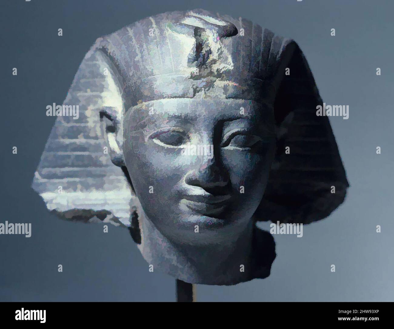 Art inspiré par la tête de la statuette d'un roi, Nouveau Royaume, dynastie 18, ca. 1479–1458 av. J.-C., d'Égypte, Basalt, h. 5 cm (1 15/16 po, œuvres classiques modernisées par Artotop avec une touche de modernité. Formes, couleur et valeur, impact visuel accrocheur sur l'art émotions par la liberté d'œuvres d'art d'une manière contemporaine. Un message intemporel qui cherche une nouvelle direction créative. Artistes qui se tournent vers le support numérique et créent le NFT Artotop Banque D'Images