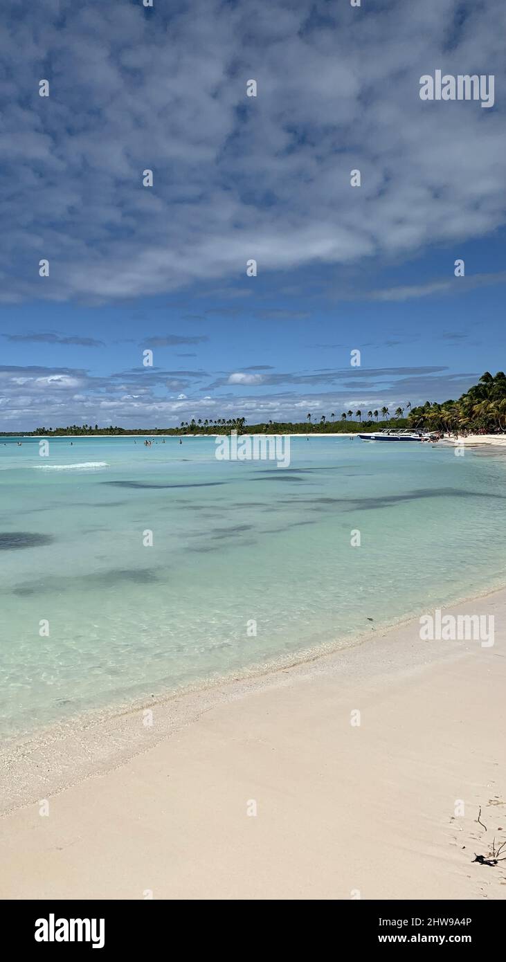 Belle vue bleue d'une île Saona Playa El Torro Be Banque D'Images
