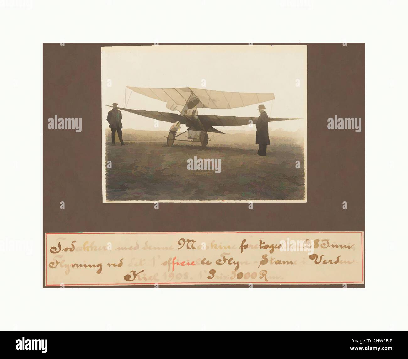 Art inspiré par Todakker, med denne Maskine forekoges Seu 28 Toni, Flyvring ved SX 1'officielle Flyve-Stame i Verdeu Kiel 1908. 1'Prits : 5000 RM., 1905–19, impressions Gelatin Silver à partir de négatifs en verre, image : 3 1/8 × 4 1/8 po. (7,9 × 10,4 cm), photographies, Jacob Christian Hansen, oeuvres classiques modernisées par Artotop avec une touche de modernité. Formes, couleur et valeur, impact visuel accrocheur sur l'art émotions par la liberté d'œuvres d'art d'une manière contemporaine. Un message intemporel qui cherche une nouvelle direction créative. Artistes qui se tournent vers le support numérique et créent le NFT Artotop Banque D'Images