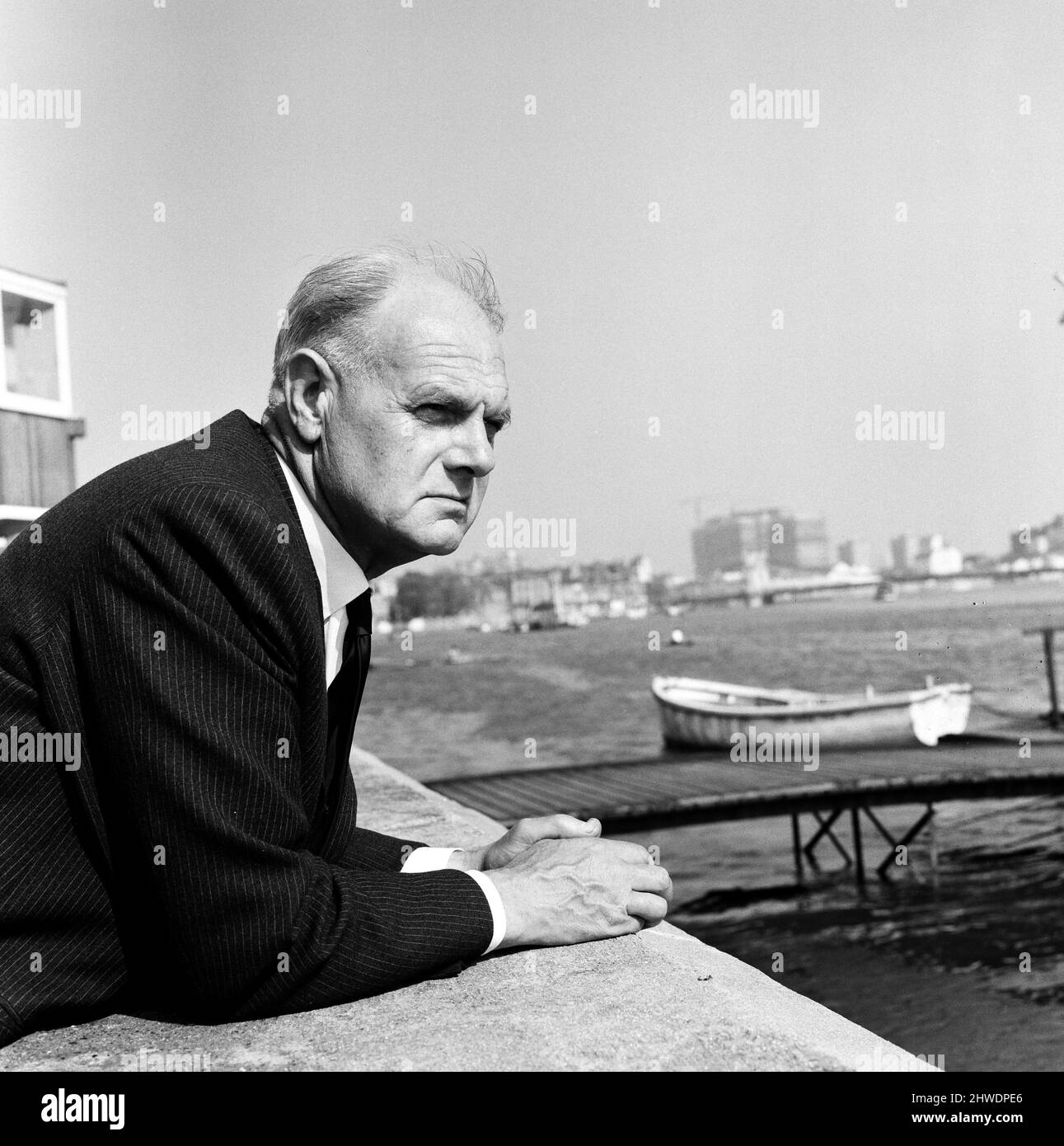 Inspecteur en chef John du Rose de Scotland Yard mai 1970. L'inspecteur en chef John du Rose était le détective responsable de l'affaire Hammersmith meurtres 1964-1965, lorsqu'un tueur en série opératait à Londres et tuait 6-8 prostituées et déversait leur corps autour de londres ou dans la Tamise. Le tueur de série n'a jamais été attrapé. Banque D'Images