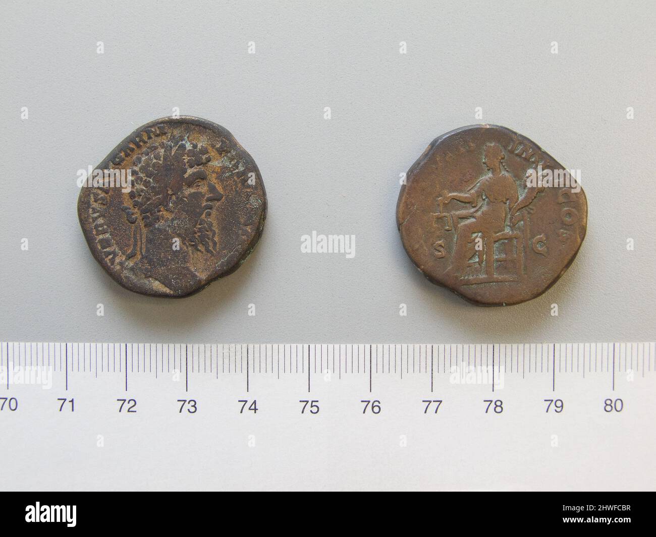 Sestertius de Lucius Verus, co-empereur de Rome de Rome. Souverain: Lucius Verus, empereur de Rome, A.D. 130–169, règle 161–69 monnaie: Rome artiste: Inconnu Banque D'Images