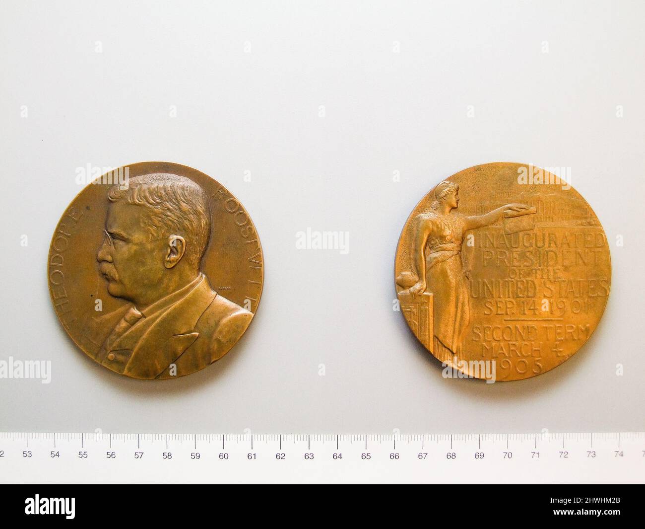 La Médaille d'investiture de Theodore Roosevelt. Artiste: Charles E. Barber, américain, né en Angleterre, 1840–1917 artiste: George T. Morgan, américain, né en Angleterre, 1845–1925 Banque D'Images