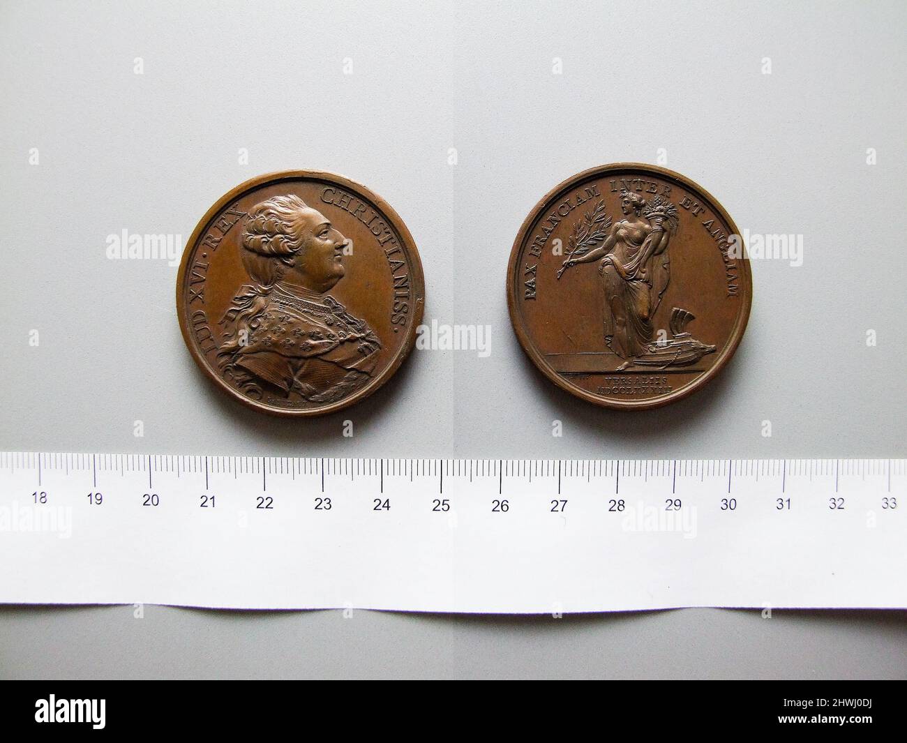 Médaille – Château De Versailles – Louis XVI Roi De France 1638-1715
