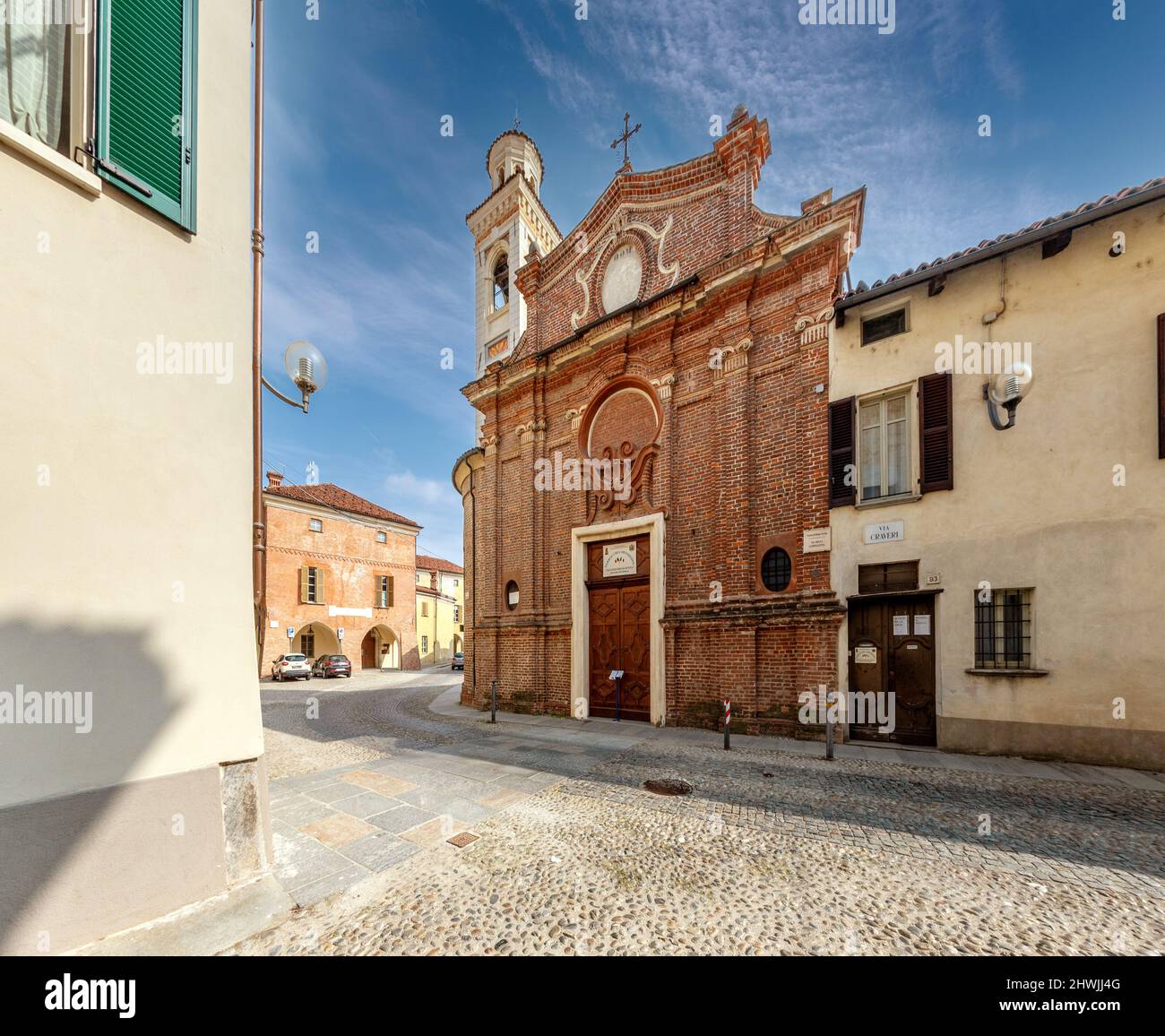 Fossano, Piémont, Italie - 06 mars 2022 : ancienne église de San Giorgio (13th-18th siècle) dans la via Craveri, aujourd'hui siège de la paroisse orthodoxe Banque D'Images