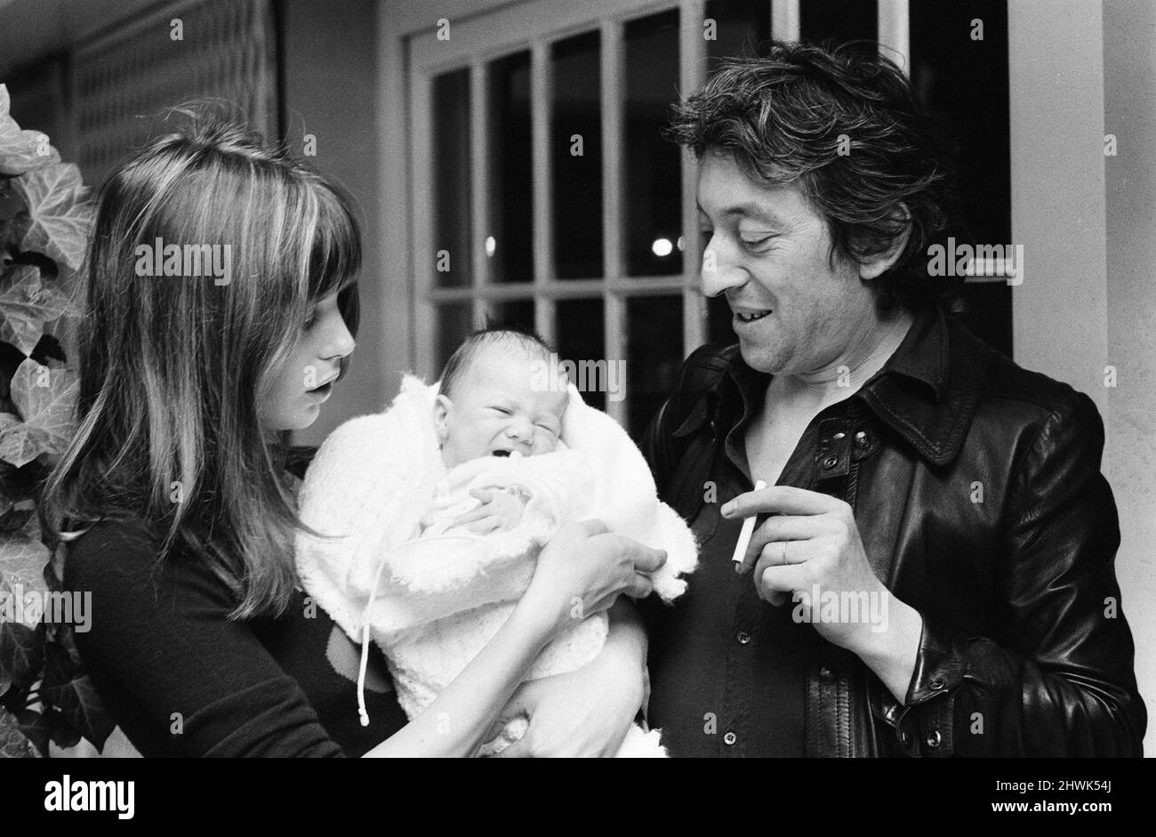Fille De Jane Birkin Et Serge Gainsbourg Jane Birkin et Serge Gainsbourg, avec leur nouvelle fille, Charlotte