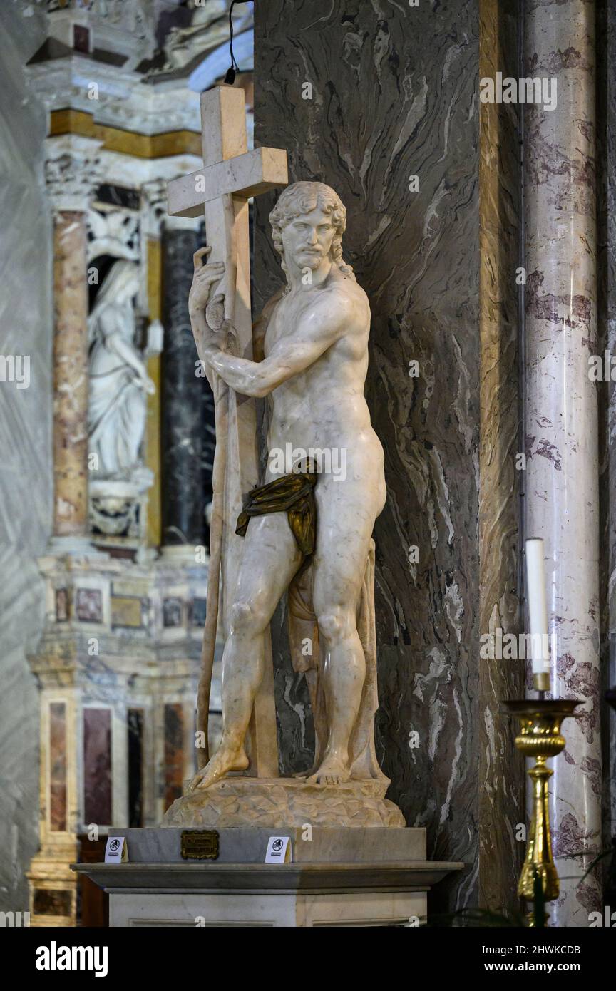 Rome. Italie. Christ Rédempteur alias Christ portant la Croix, statue de Michel-Ange, 1519-1521, Basilique de Santa Maria sopra Minerva (Basilique de Banque D'Images