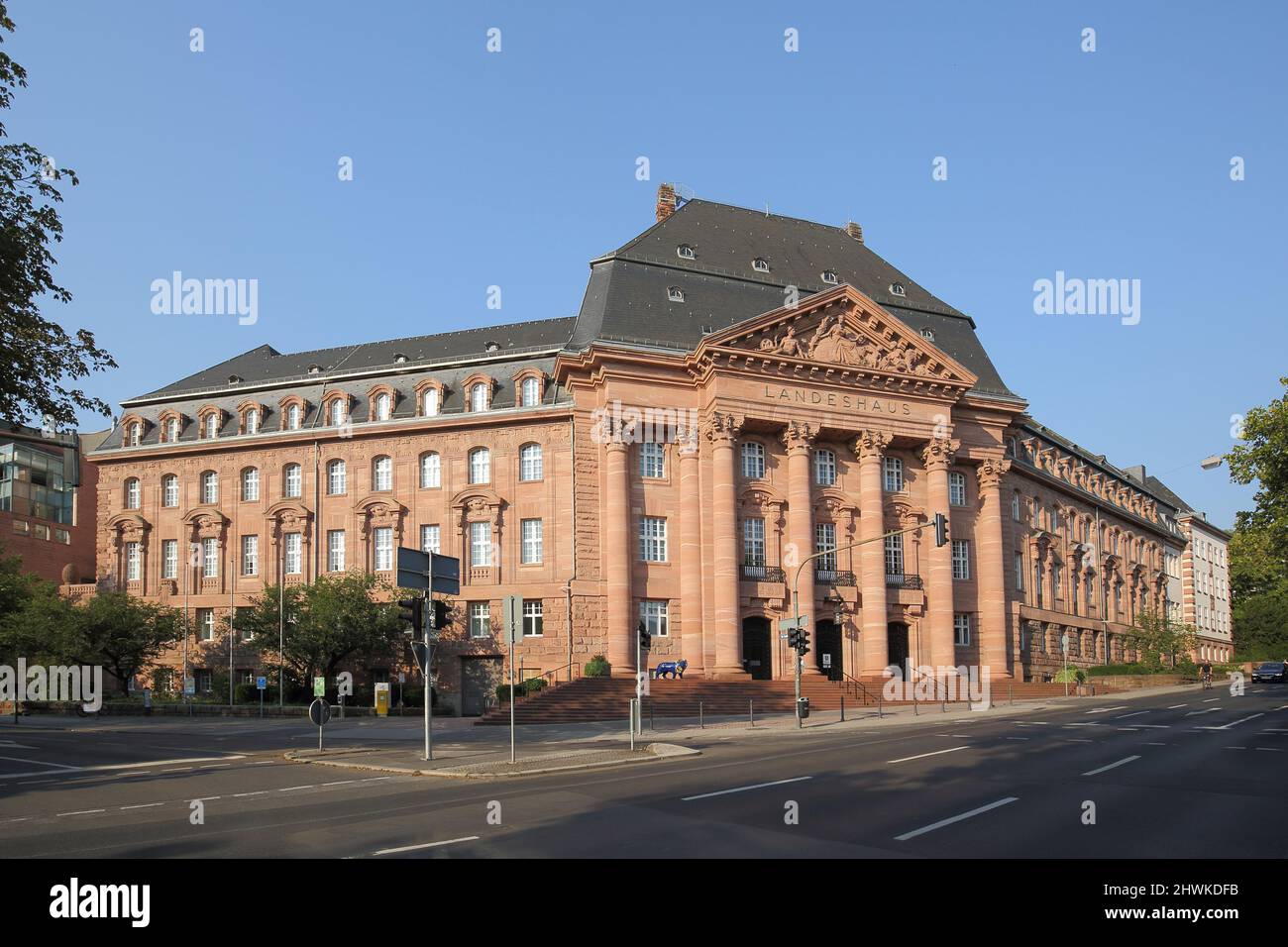 Landeshaus, Ministère de l'économie, des transports et de la technologie, construit entre 1904 et 1907, à Wiesbaden, Hesse, Allemagne Banque D'Images