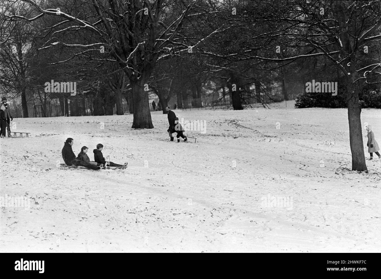 Neige dans Prospect Park, Reading. 9th janvier 1971. Banque D'Images