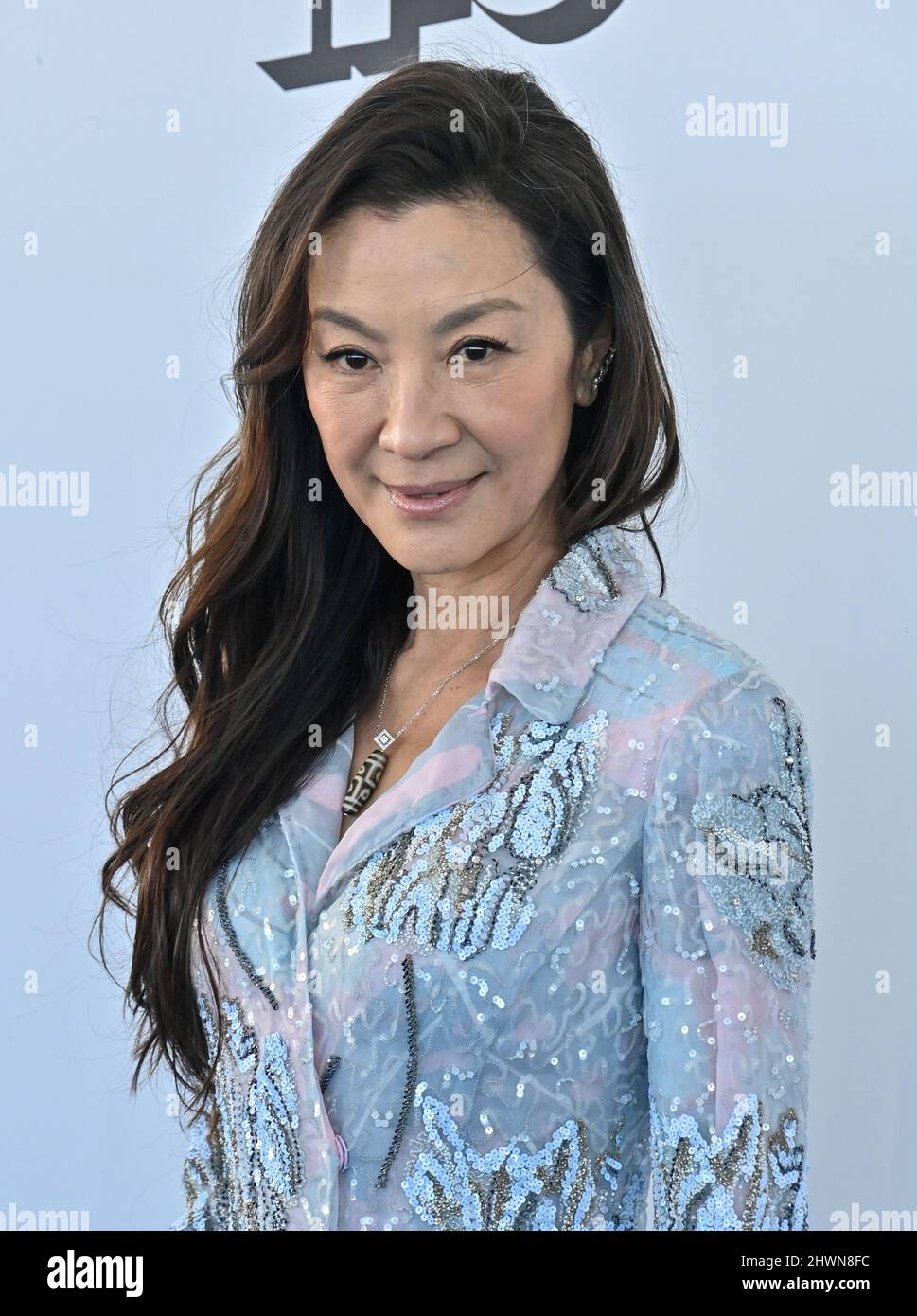 Santa Monica, États-Unis. 06th mars 2022. Michelle Yeoh participe aux Prix annuels de l'esprit indépendant du film 37th à Santa Monica, en Californie, le dimanche 6 mars 2022. Crédit : UPI/Alay Live News Banque D'Images