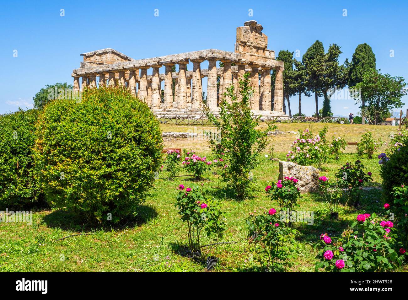 Le temple grec de style dorique d'Athena - zone archéologique de ​​Paestum - Salerne, Italie Banque D'Images