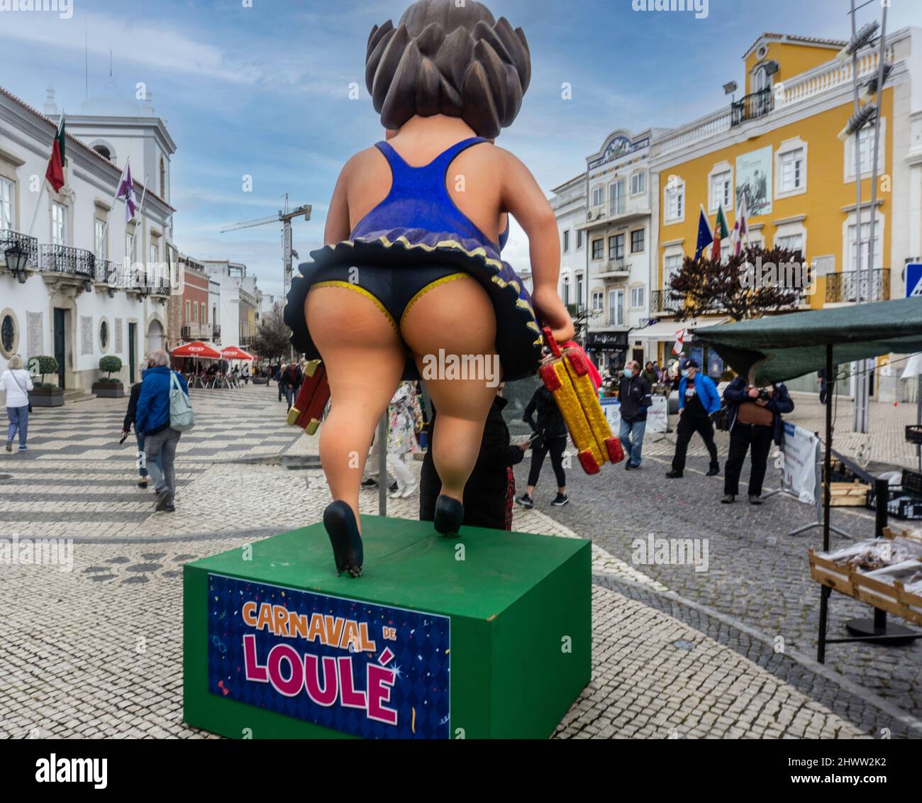 Un des nombreux personnages de comics hors de la taille placés autour de Loule, Portugal, pour Carnaval Loule. Banque D'Images