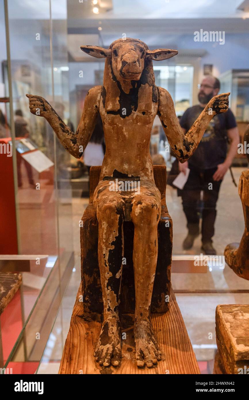 Déité à tête de RAM, fin 18hDynasty, vers 1295 av. J.-C., tombe de  Horemheb, musée britannique, Londres, Angleterre, Grande-Bretagne Photo  Stock - Alamy