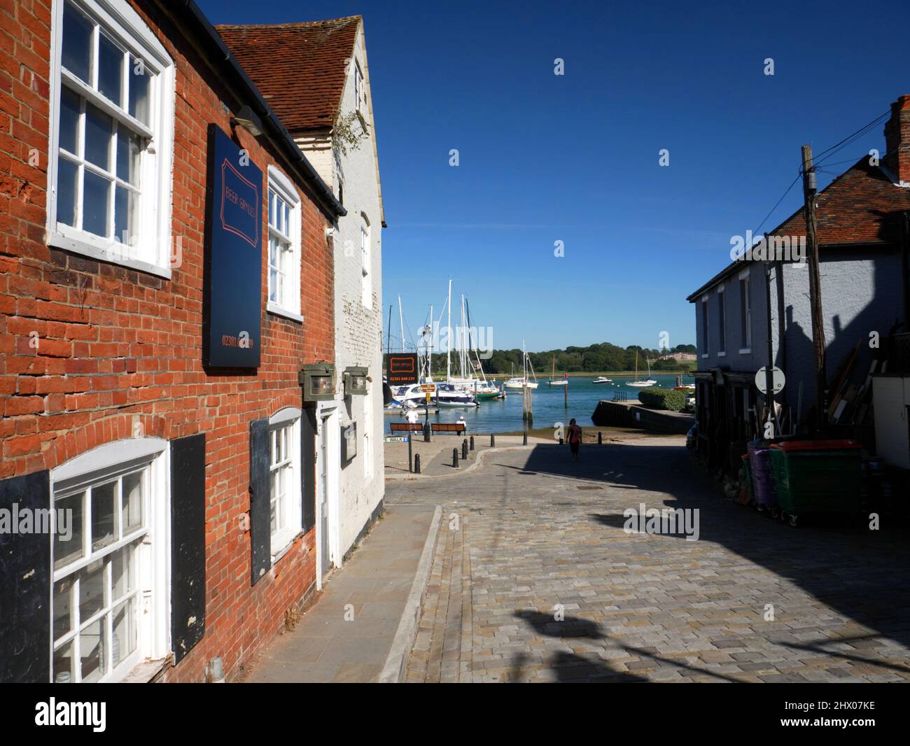 High Street, Hamble-le-Rice, Hampshire. Banque D'Images