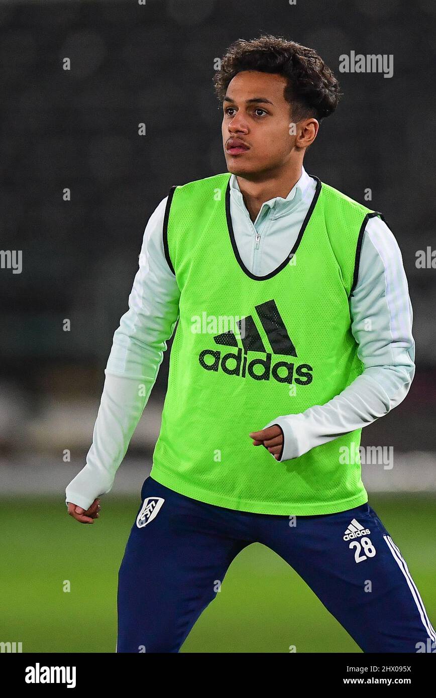 Fabio Carvalho #28 de Fulham pendant l'échauffement avant le match Banque D'Images