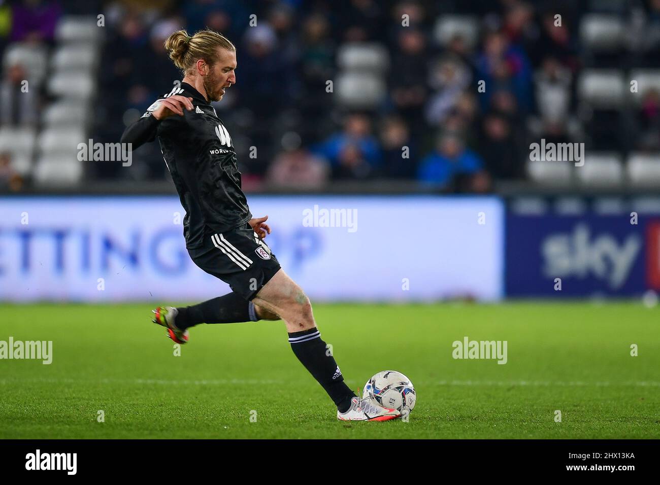 Swansea, Royaume-Uni. 08th mars 2022. Tim REAM #13 de Fulham en action pendant le match à Swansea, Royaume-Uni le 3/8/2022. (Photo par Mike Jones/News Images/Sipa USA) crédit: SIPA USA/Alay Live News Banque D'Images