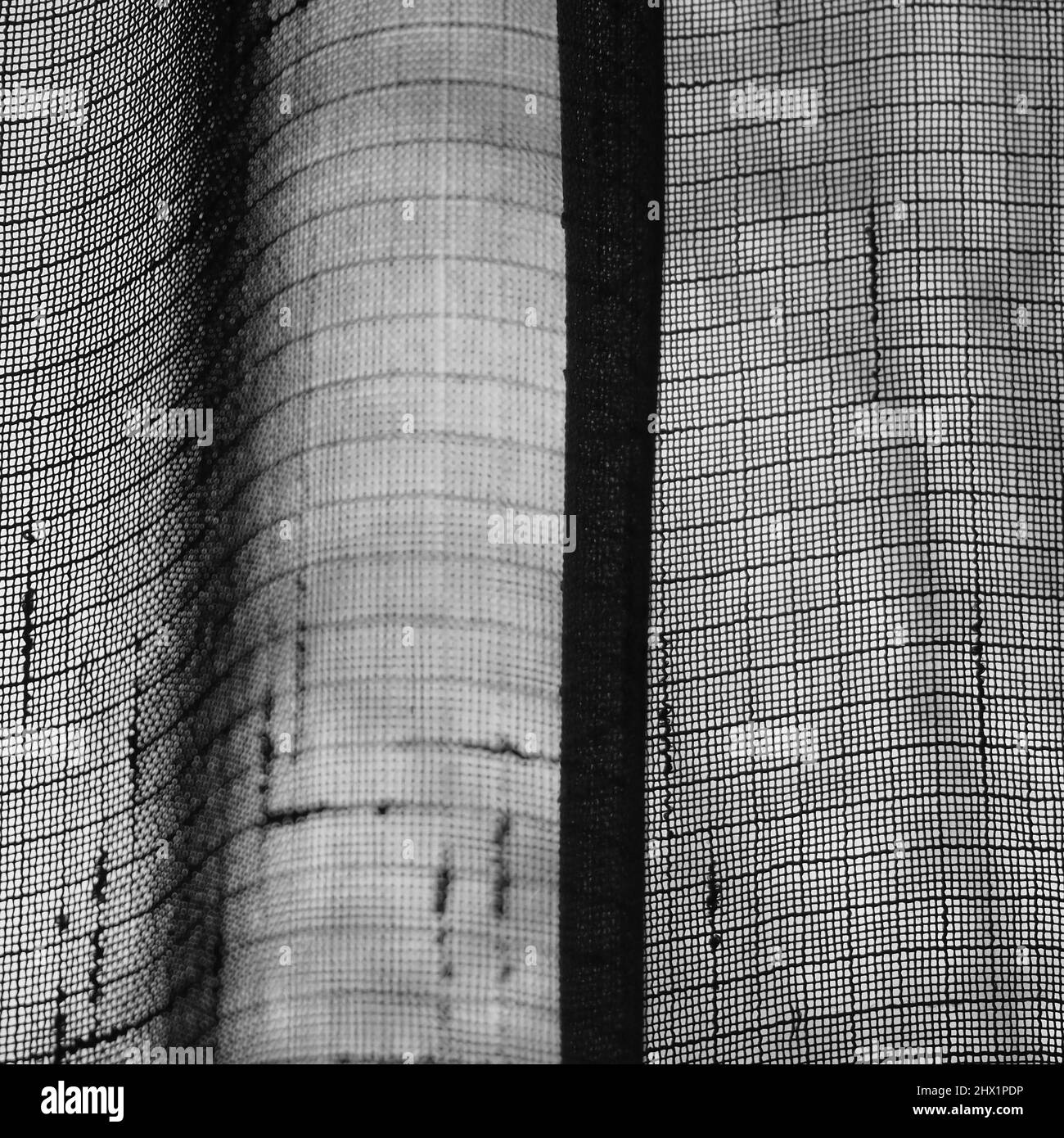 Photo d'ambiance sombre à texture de rideau mince - abstrait photographie d'art fin image noir et blanc Banque D'Images