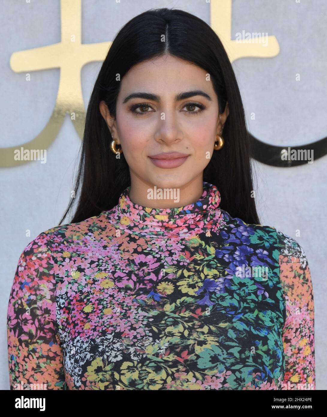 Los Angeles, CA, États-Unis, 8 mars 2022. Emeraude Toubia arrive au déjeuner de la Journée internationale de la femme de Little Market qui a eu lieu dans une résidence privée à Los Angeles, CA, le mardi 8 mars 2022. (Photo de la Sathanlee B. Mirador/Sipa USA) Banque D'Images