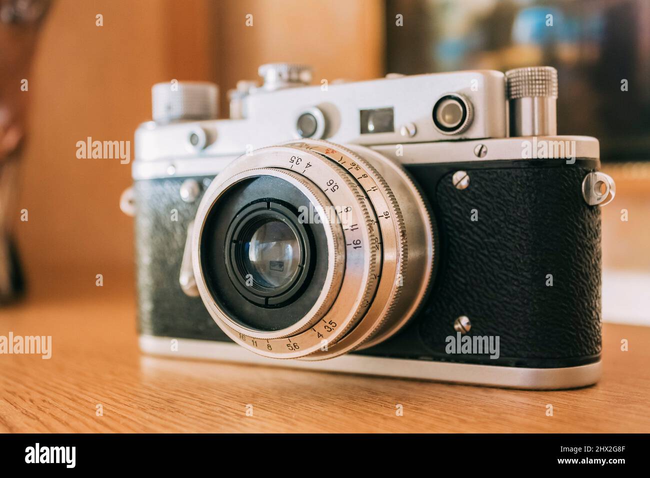 35mm Vintage ancienne rétro Small-Format Rangefinder Camera, 1950-1960s  Photo Stock - Alamy